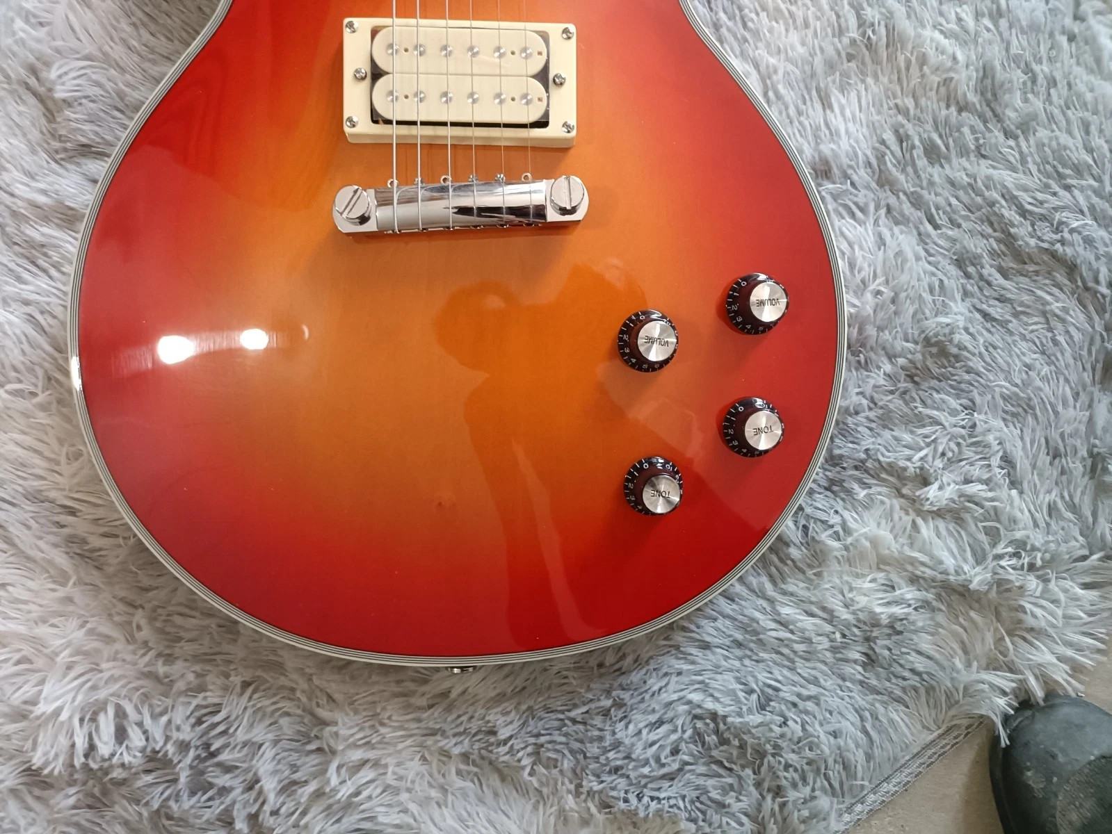 US Warehouse Custom LP Cherry Sunburst Electric Guitar - Mahogany Body