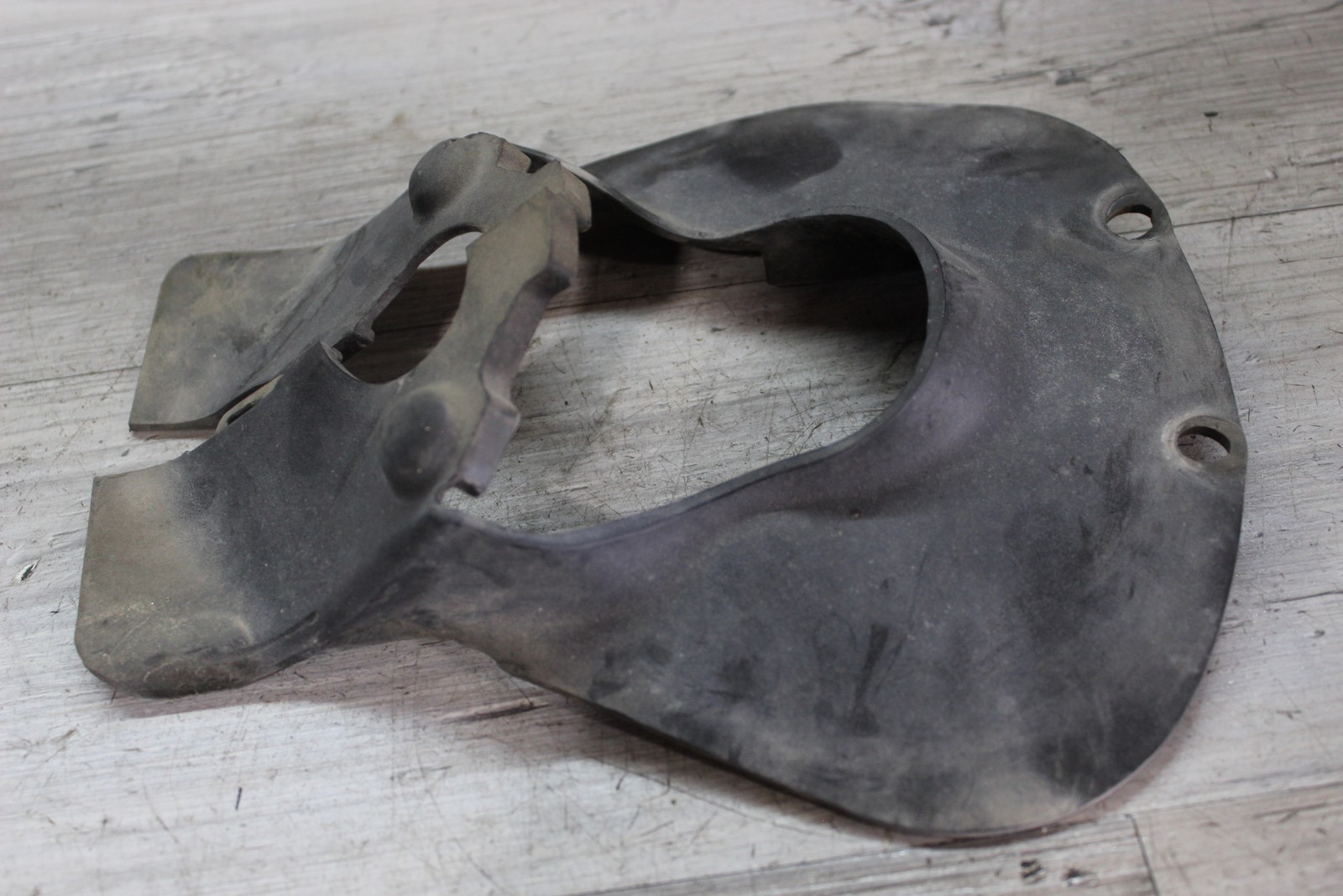 2008 Can-am Spyder Gs 990 Se5 Front Rubber Steering Stay Moulding 710001342