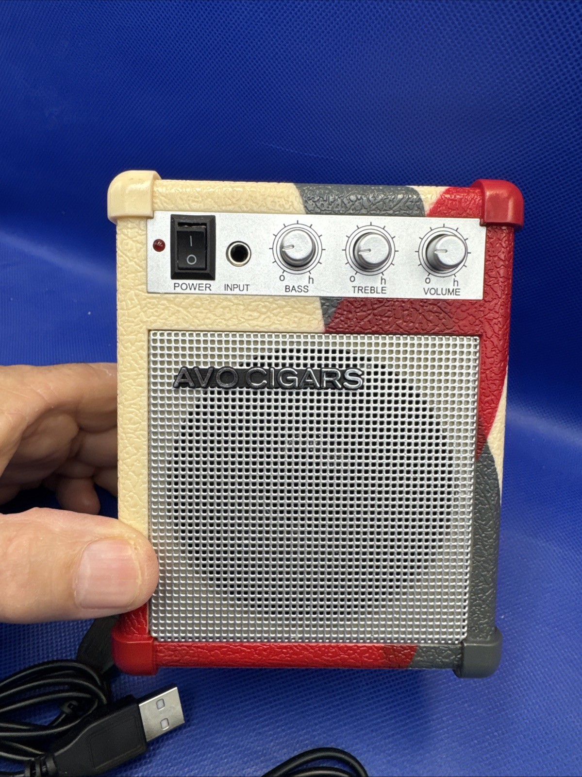 AVO CIGARS "Miniature GUITAR AMP" With Chords See Pictures