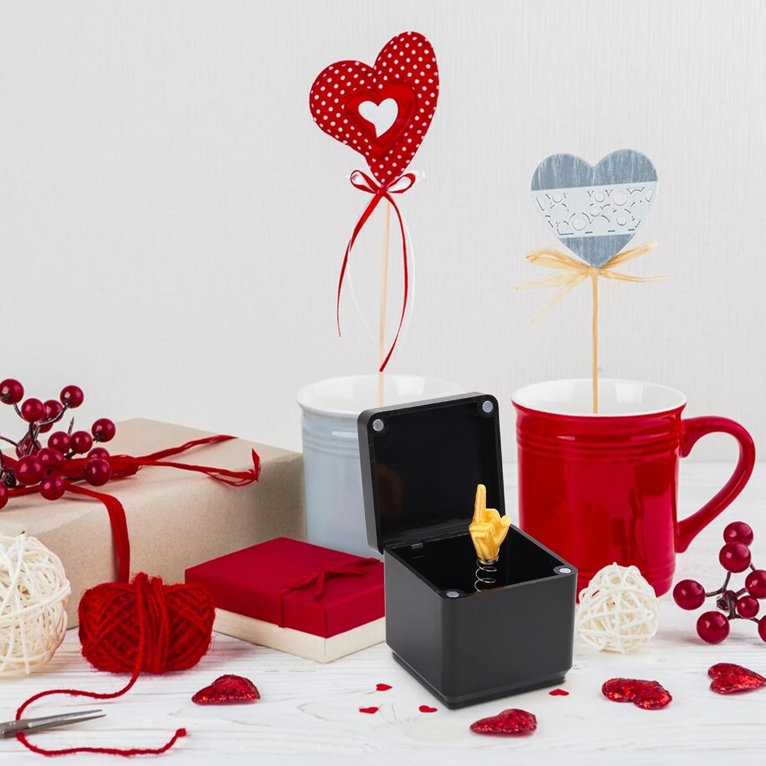 Gag Gift Pop-Up Middle Finger Prank Joke Surprise Box For Christmas Birthday