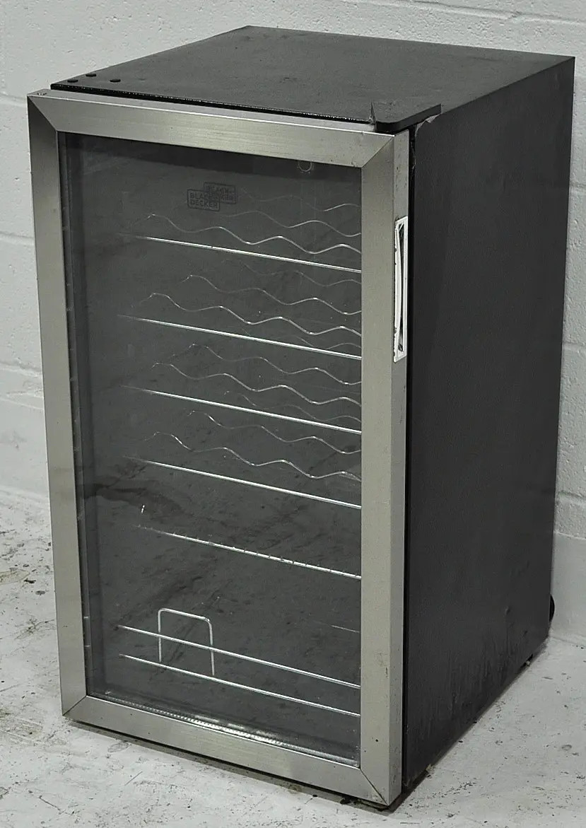 Used Black & Decker BD61536 26-Bottle Countertop Wine Merchandiser
