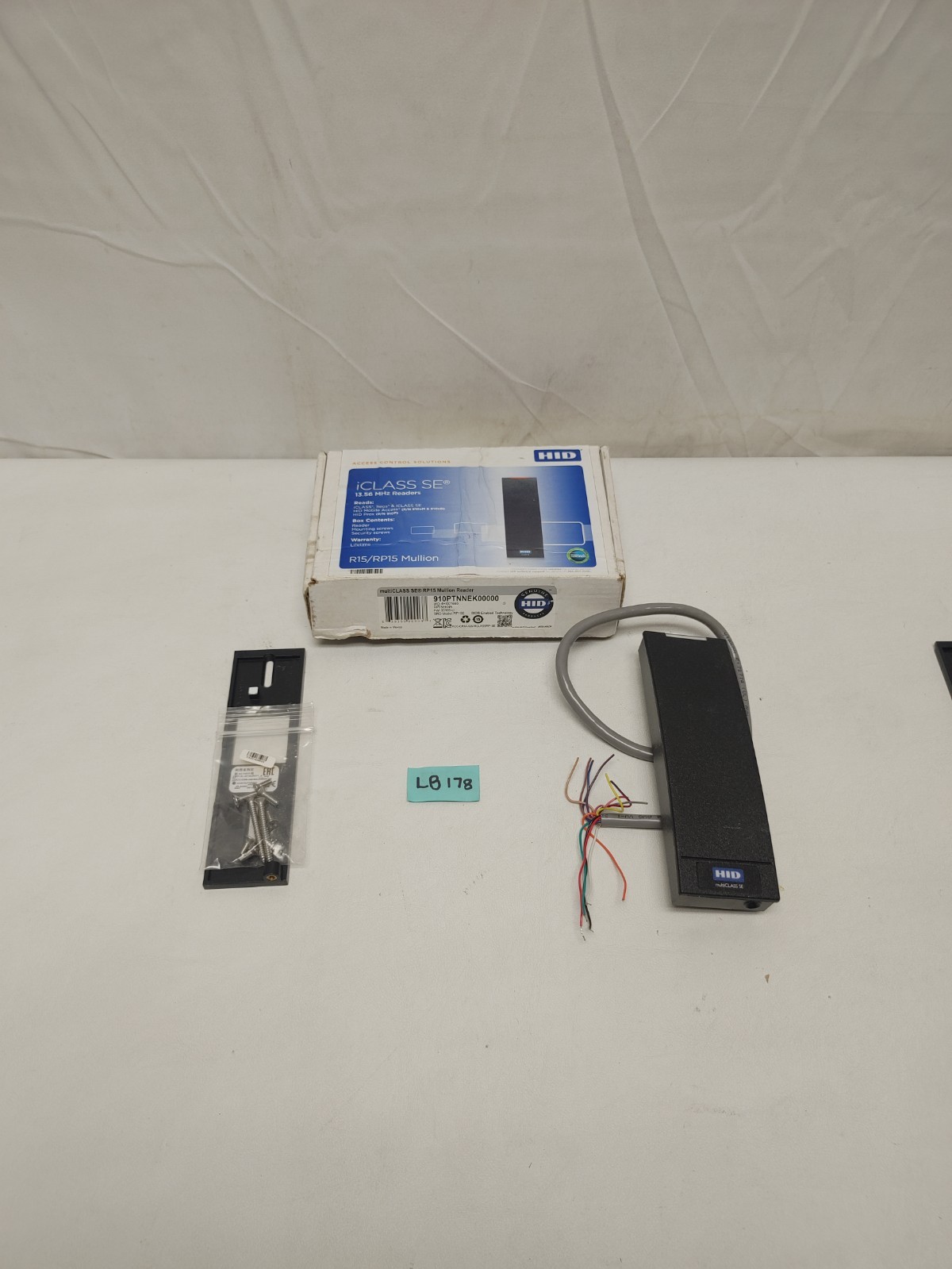 HID SE Class RP15 Mullion Card Reader 910PTNNEK00000, Open Box