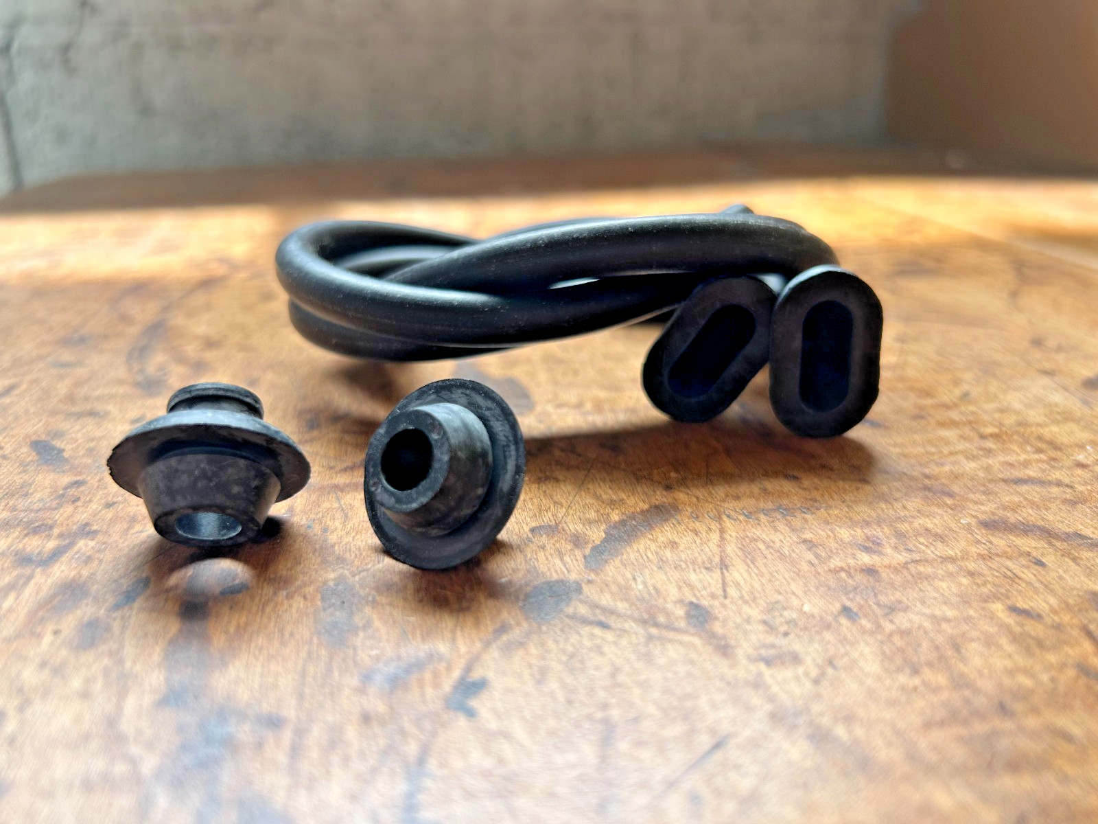 1956 1957 Chevy Windshield Window Drain Tubes & Grommets NEW