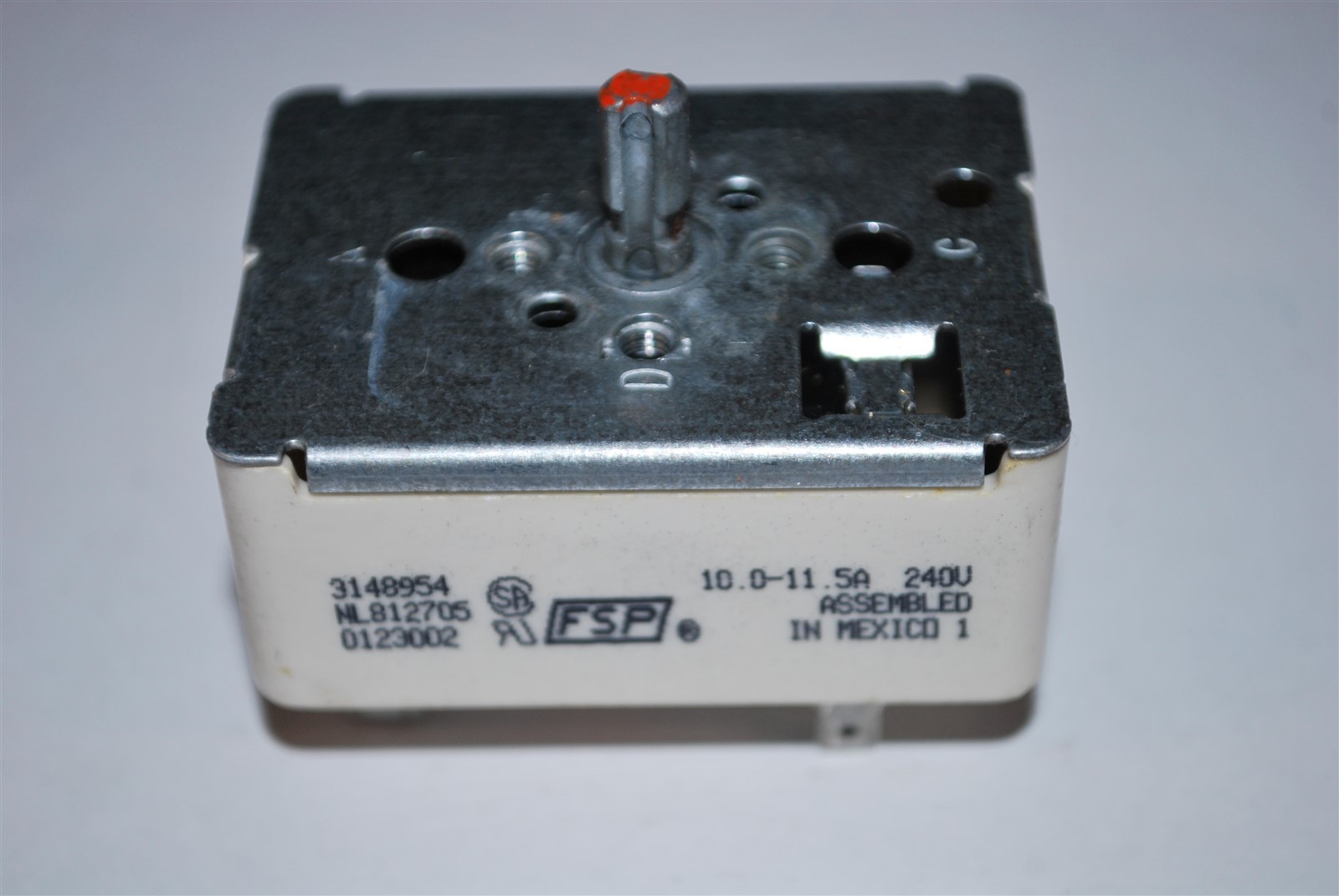 WHIRLPOOL KENMORE MAYTAG Range Oven Surface Element Switch 3148954 or NL812705