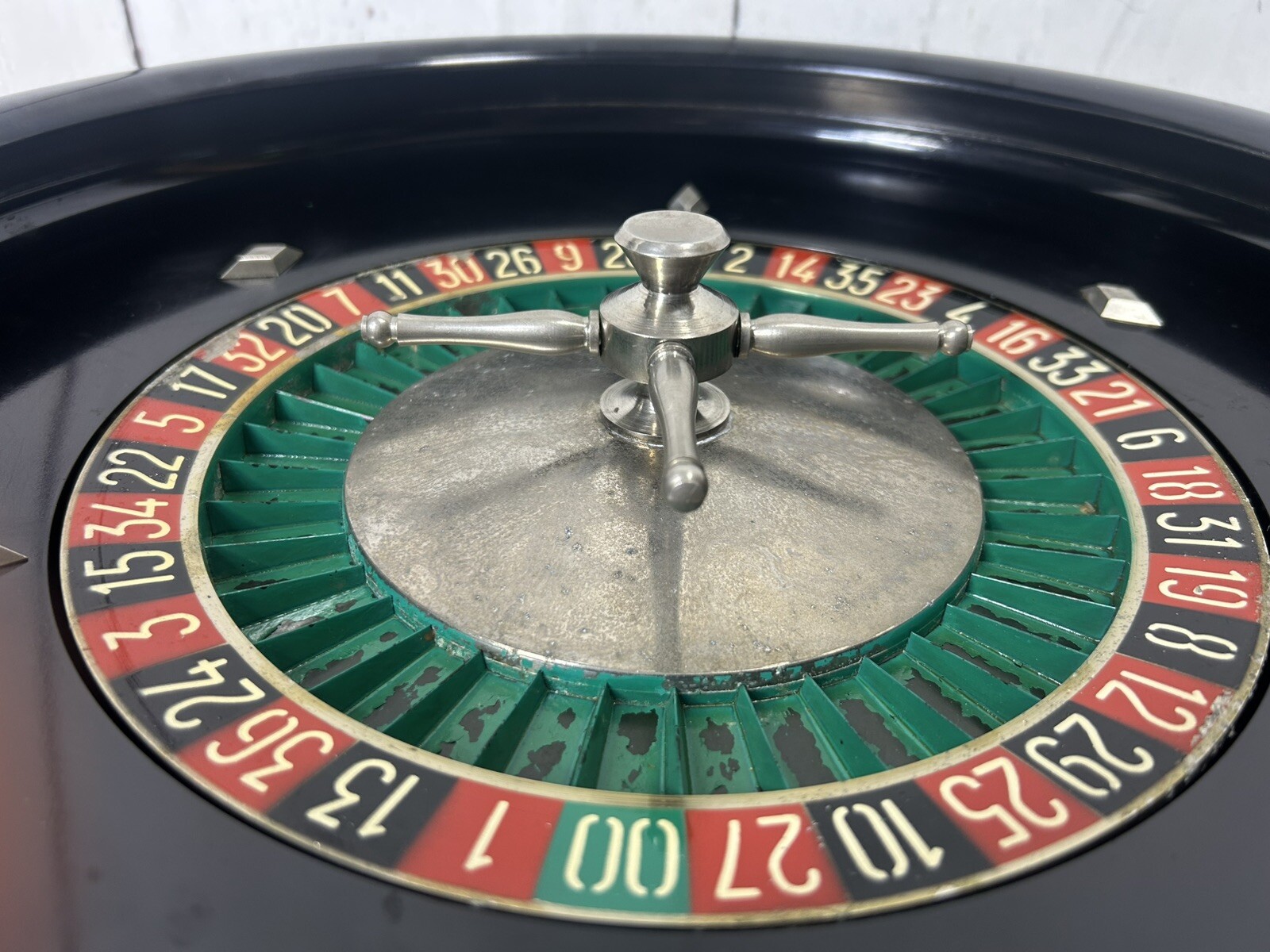 VINTAGE TABLETOP ROULETTE WHEEL ANTIQUE GAMBLING GAMING CASINO MADE FRANCE VIDEO