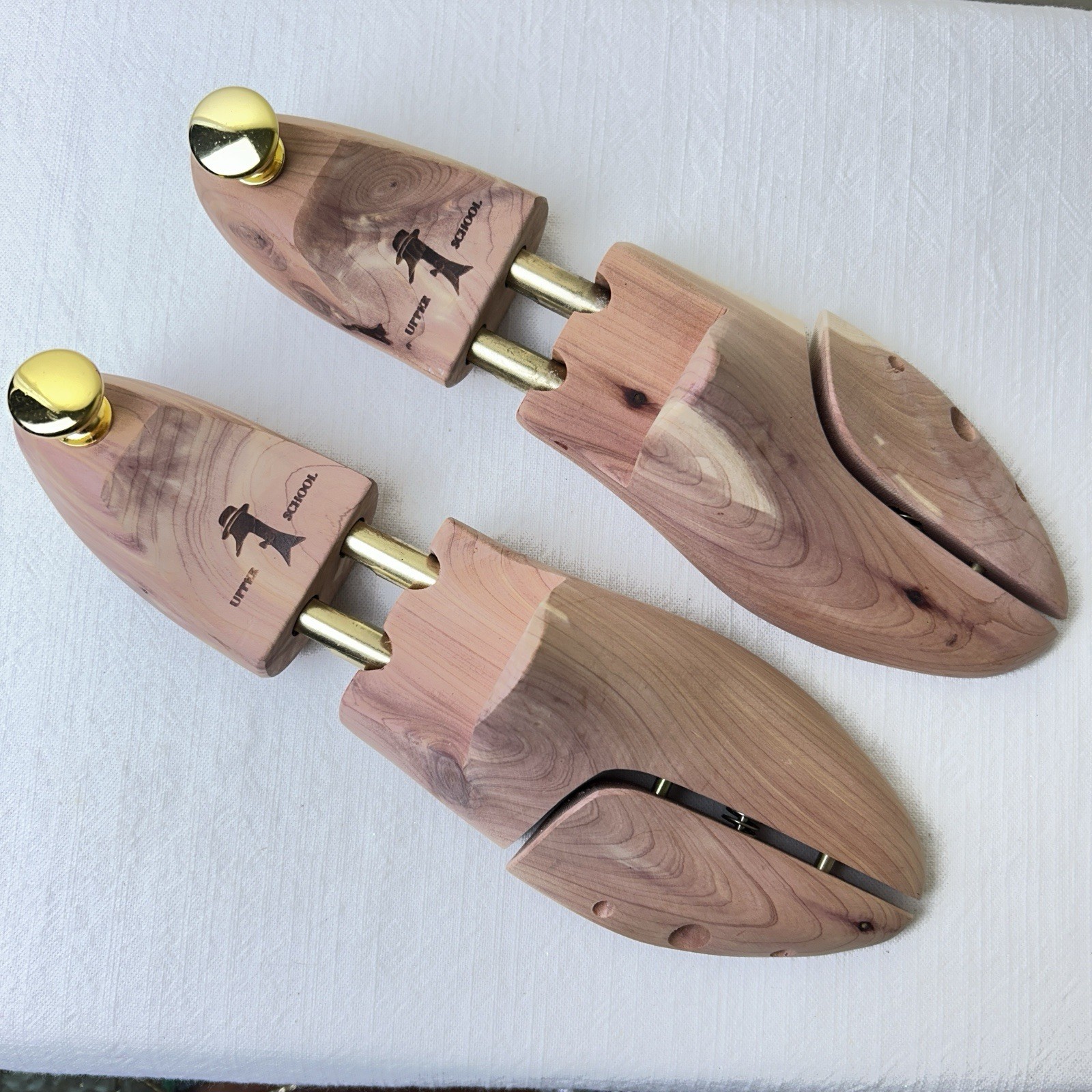Cedar Shoe Trees Mens Size 40 Split Toe Double Post UPPER SCHOOL Brand NEW