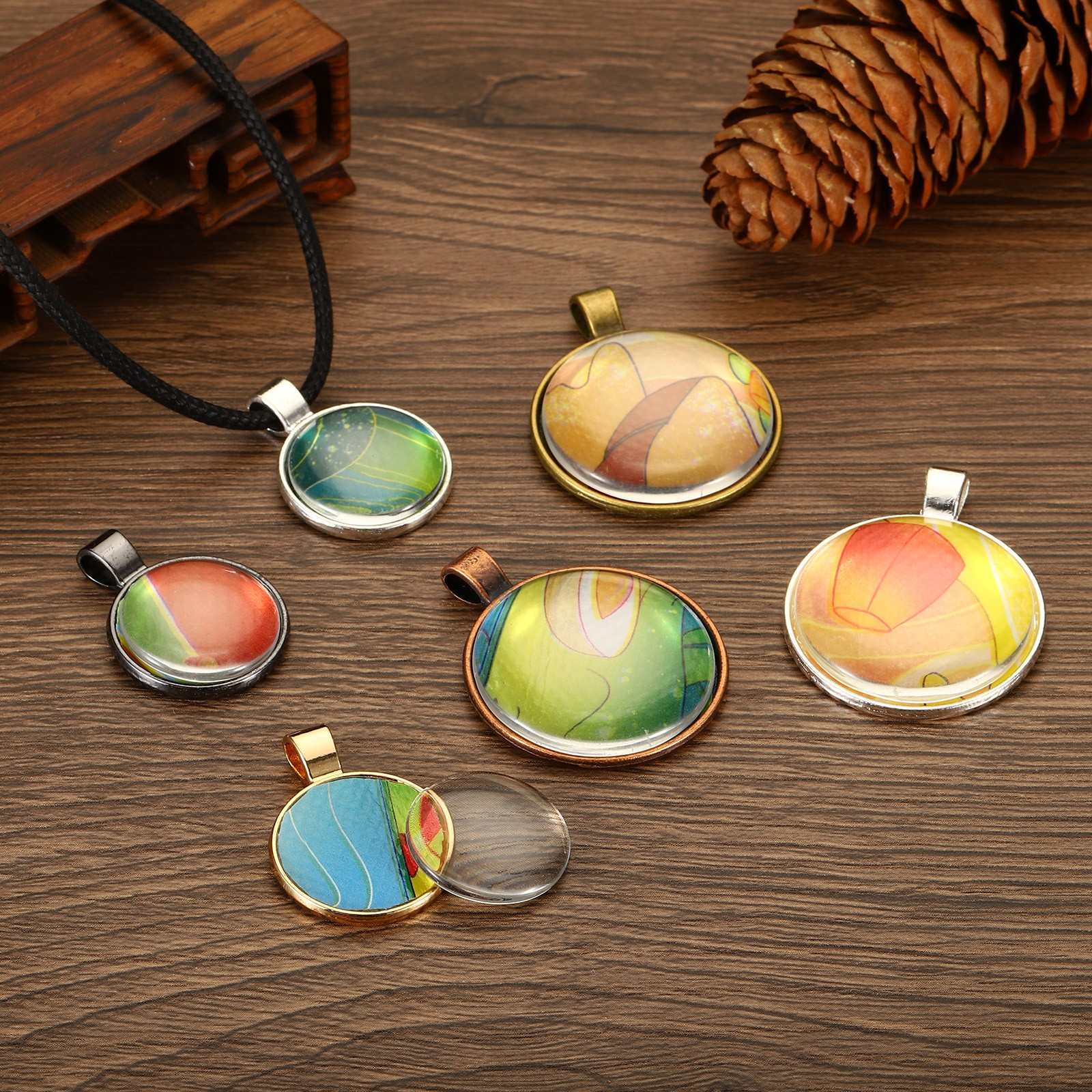 30 Sets Pendant Trays with Glass Cabochons 30mm Round Bezel Trays Silver White