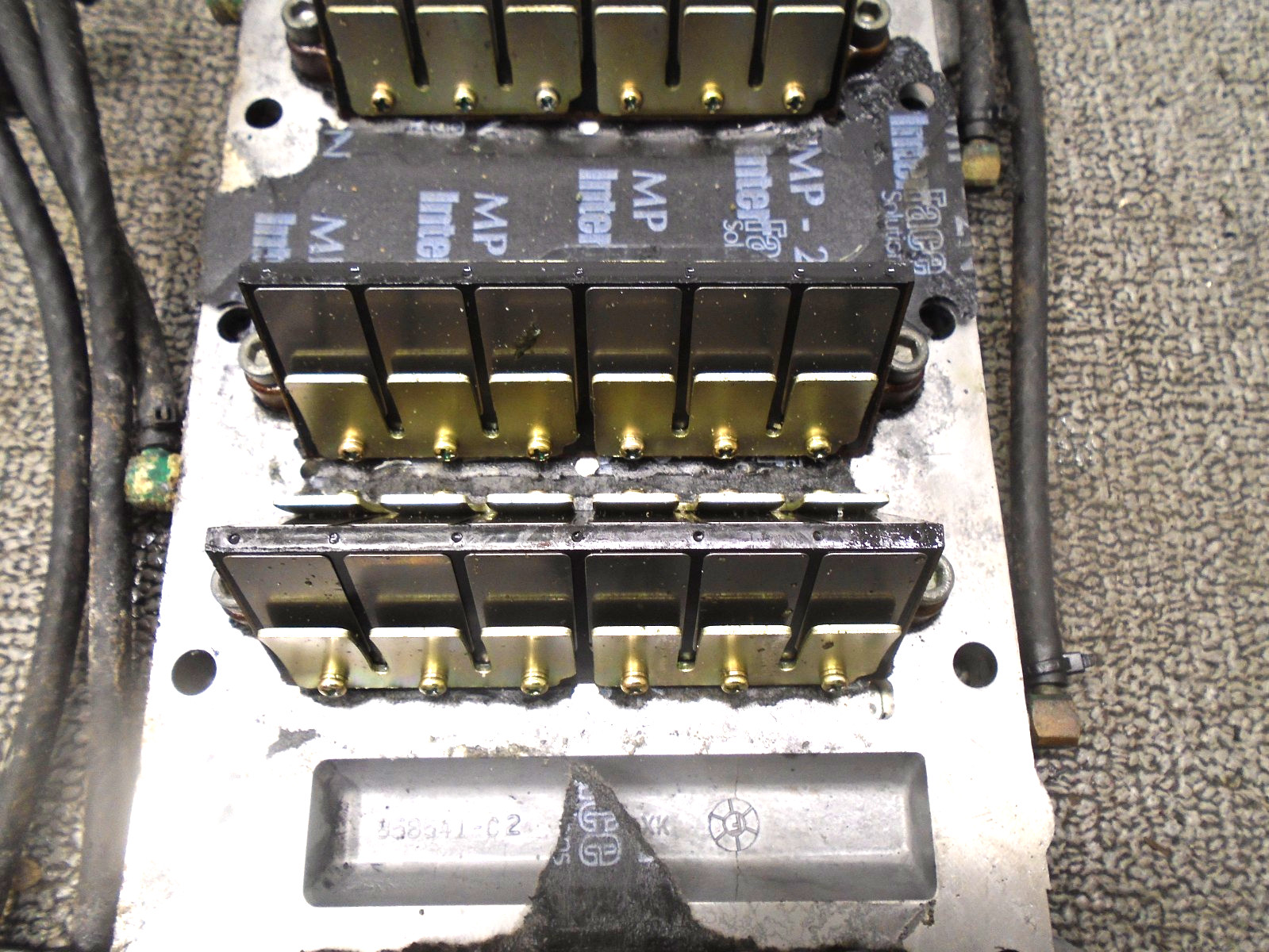 Used Reed Block Assy X6 828623T4 Mercury Optimax 1998-2005 V6 Outboard