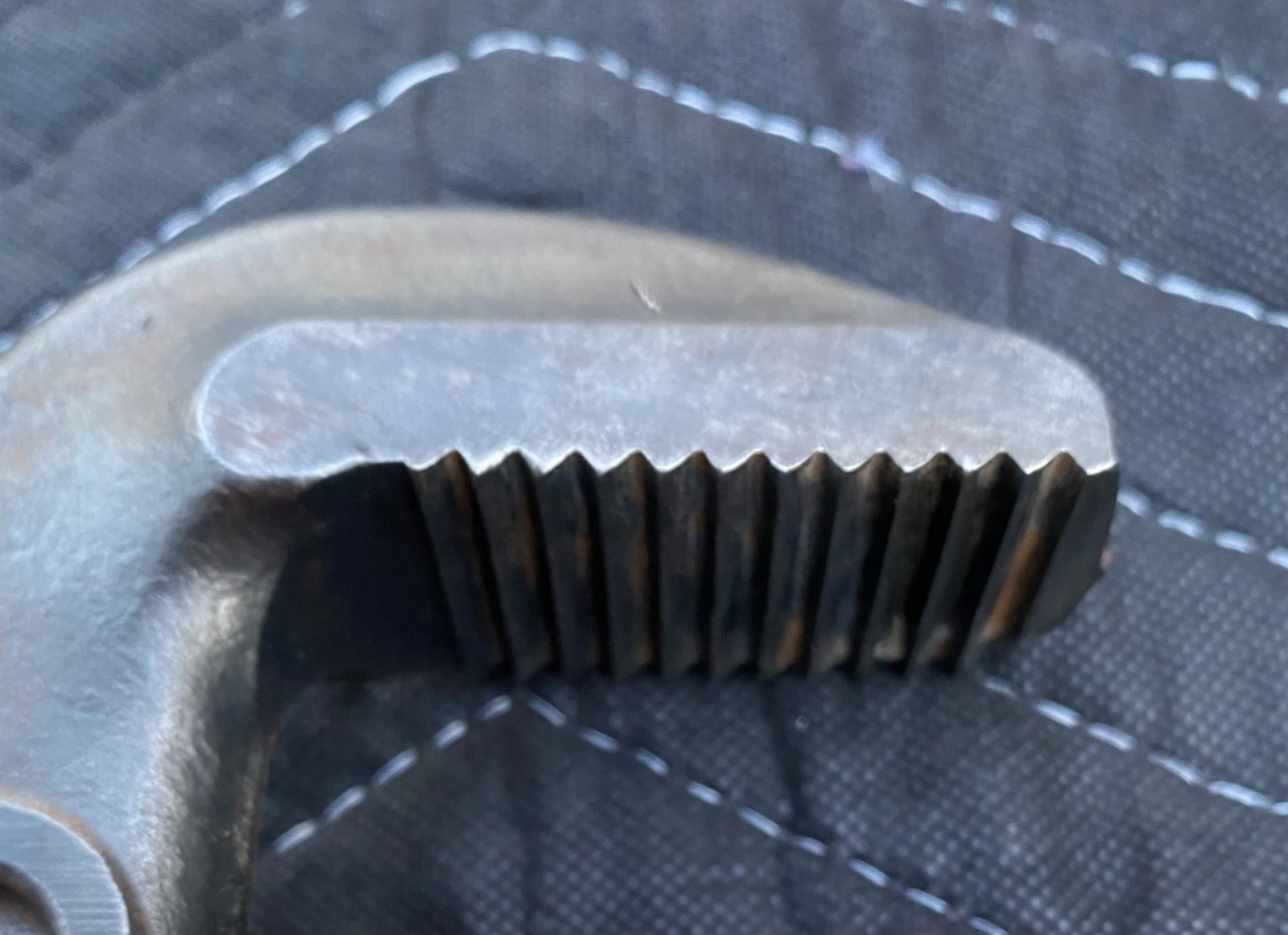 URREA 24” Cast Iron Pipe Wrench, Made in Spain