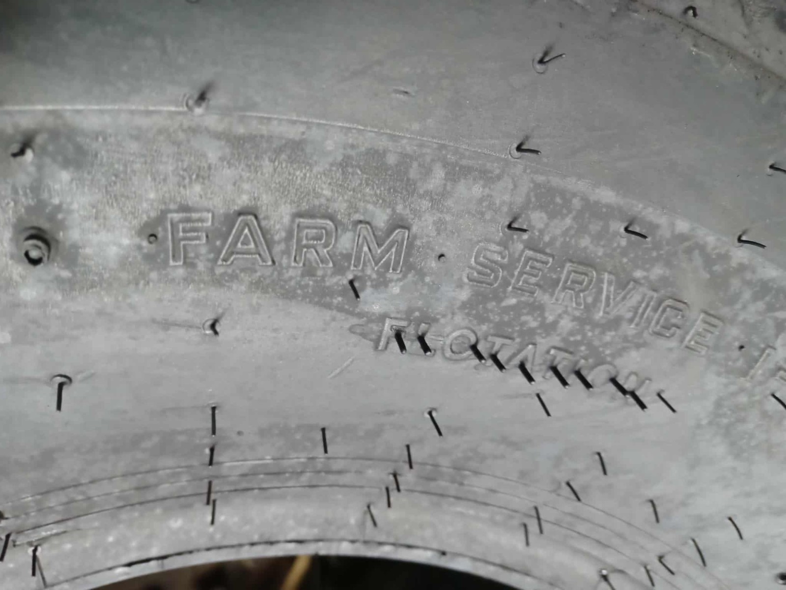 14L-16.1 TIRE NEW OVERSTOCKS 8PLY I-1 IMPLEMENT 14161 14 16.1 14L 16.1