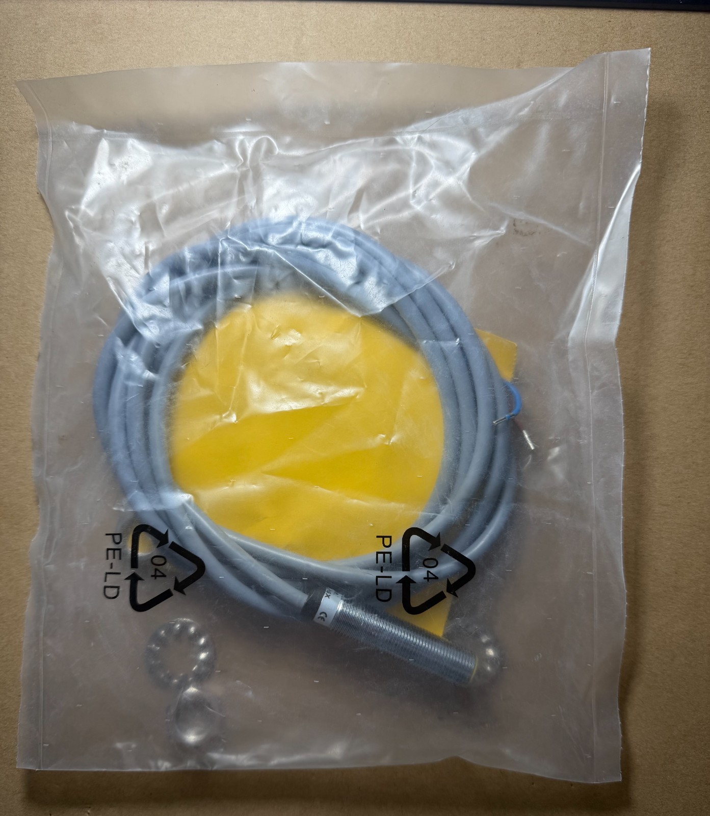 TURCK Bi2-M12-AP6X Inductive sensor proximity switch(BRAND NEW)