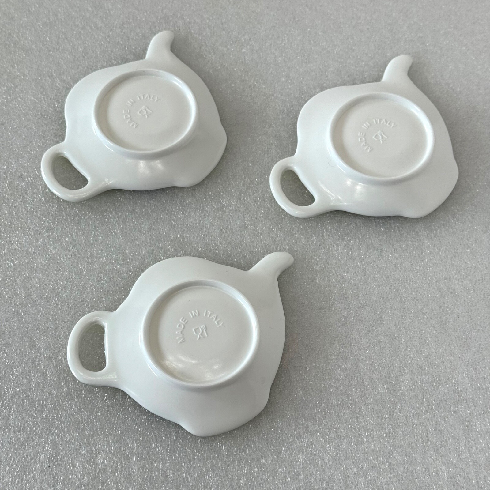 Grapes On A Vine TEA BAG Holders SET of THREE Melamine Chip Free Made in Italy
