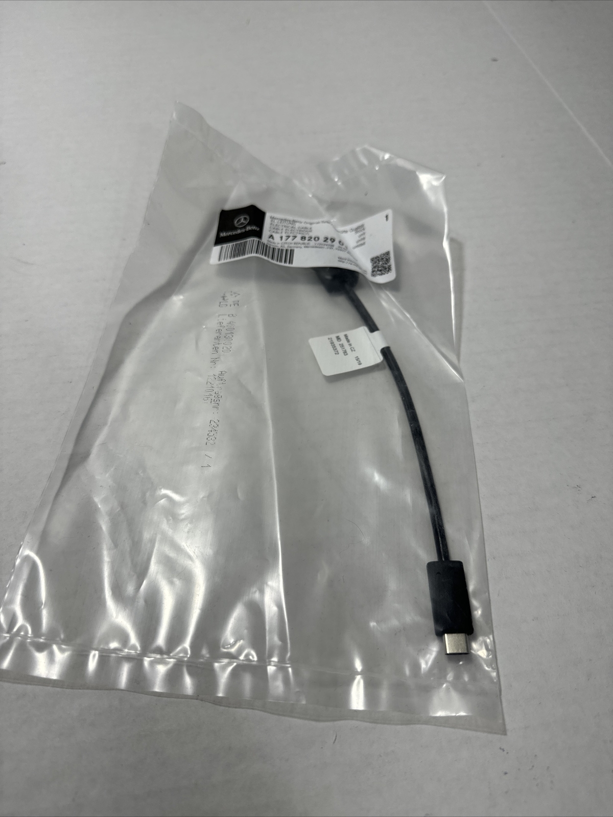 MERCEDES BENZ MEDIA INTERFACE ADAPTER CABLE USB-C NEW A1778202901 OEM Factory