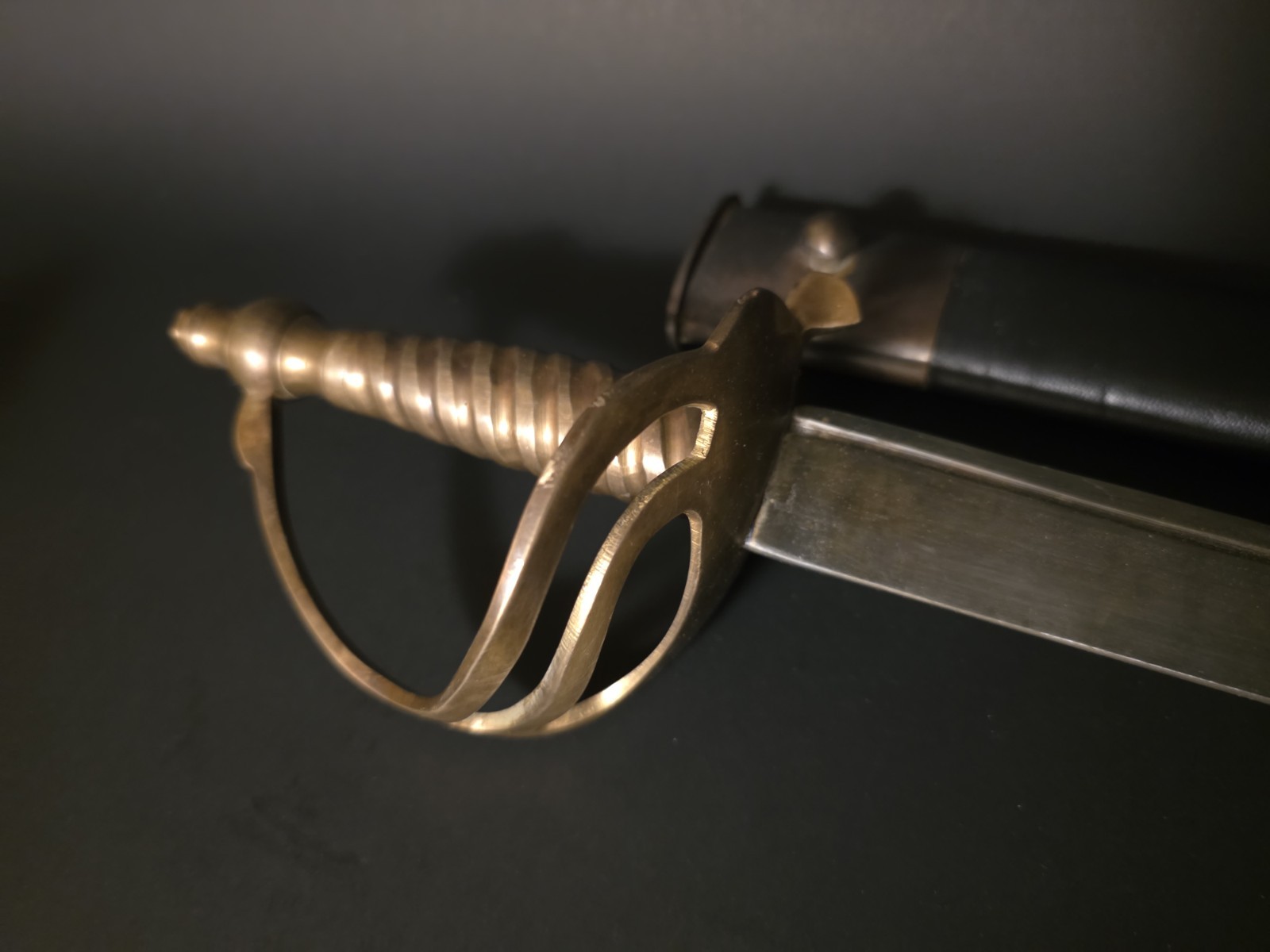 26" Antique Style Officers English Cutlass Hanger Sword Rev War