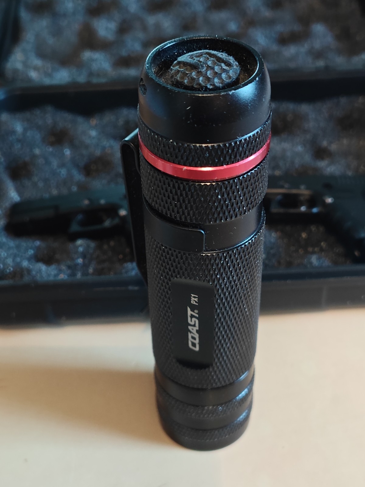 2 GL0CK 17 Mini Firearm Gun Pistol KEYCHAIN & Coast Flashlight, Includes Case