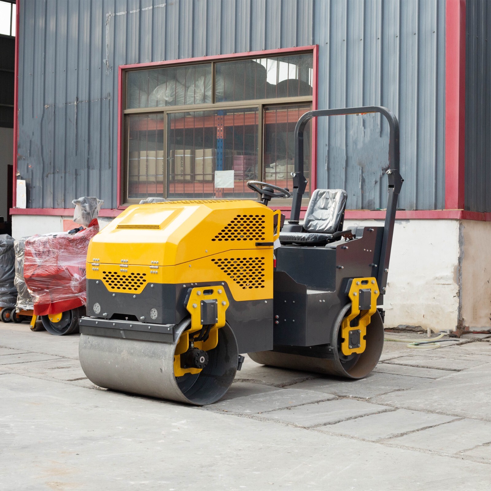 2Ton Vibrating Compaction Vibratory Roller Asphalt Ride On Mini Compactor roller