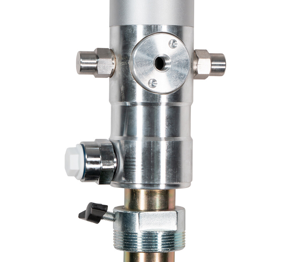 Air Operated 3:1 Oil Pump for 55 gal (205 ltr) Drums 14 LPM / 3.70 GPM