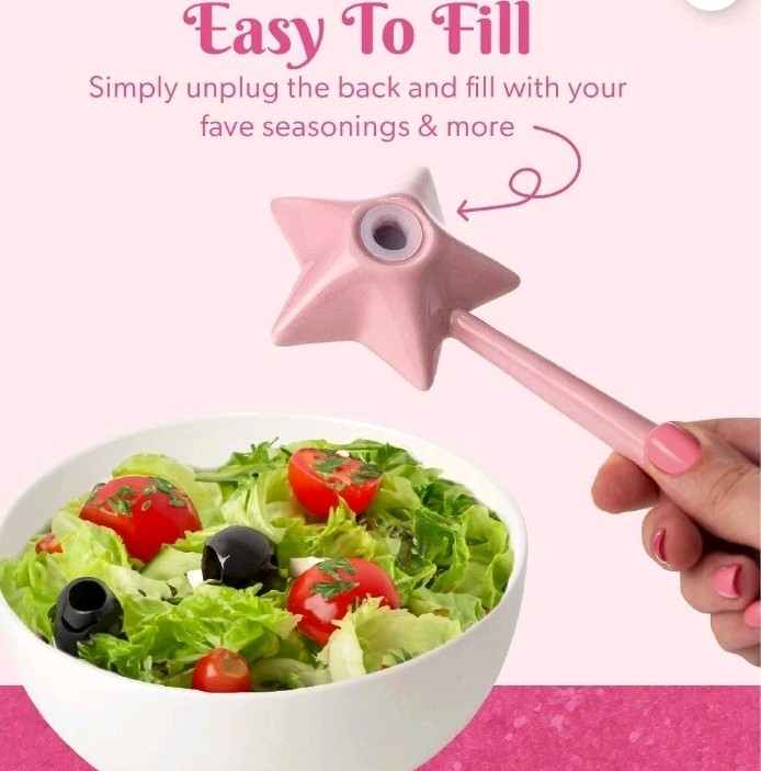 PARIS HILTON ~ STAR WAND ~ Ceramic ~ PINK SHADES ~ 5.75" Salt & Pepper Shakers