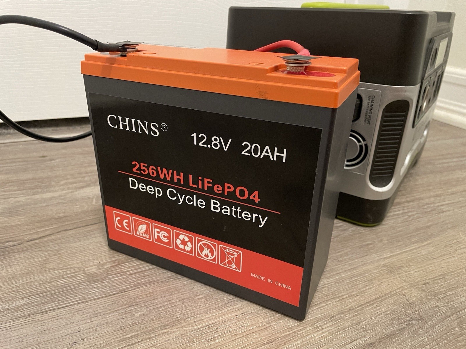 Goal Zero Yeti 400 Power Station With Auxiliary Battery And Charger