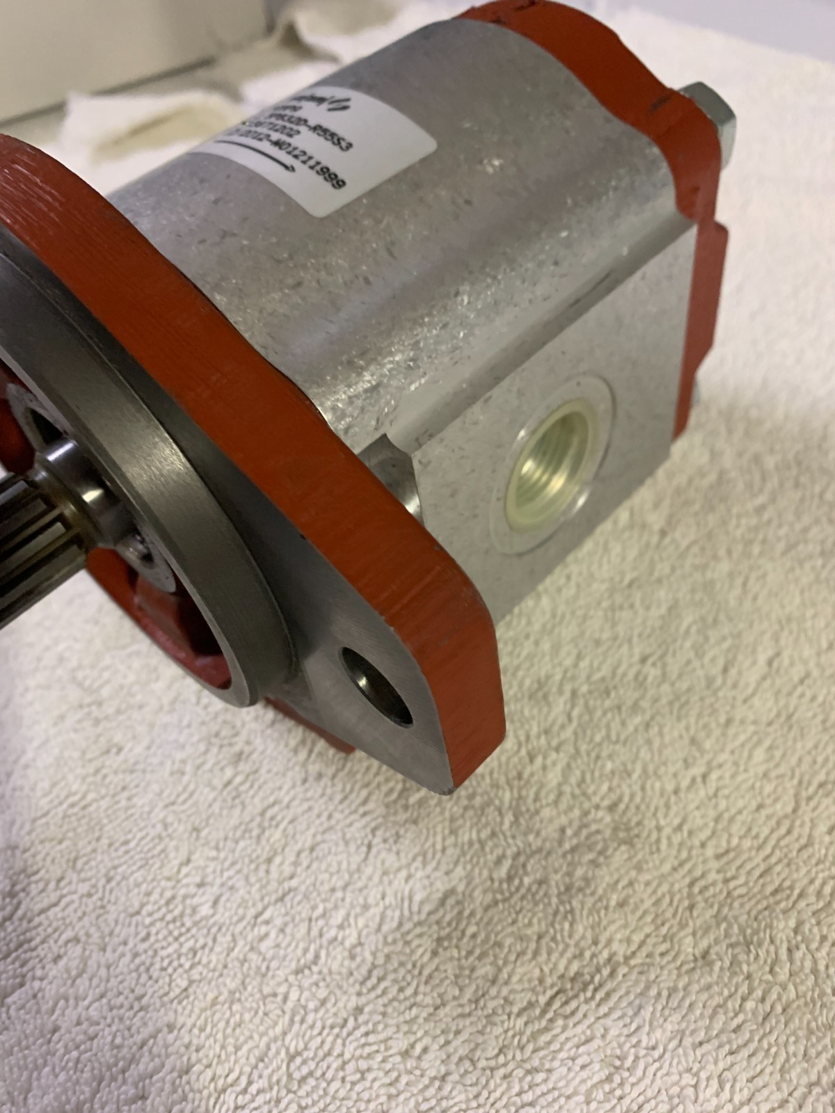 SALAMI HYDRAULIC GEAR PUMP 1.97 CU.IN/REV 13 TOOTHED SPLINED MOD#2.5PB32D-R55S3