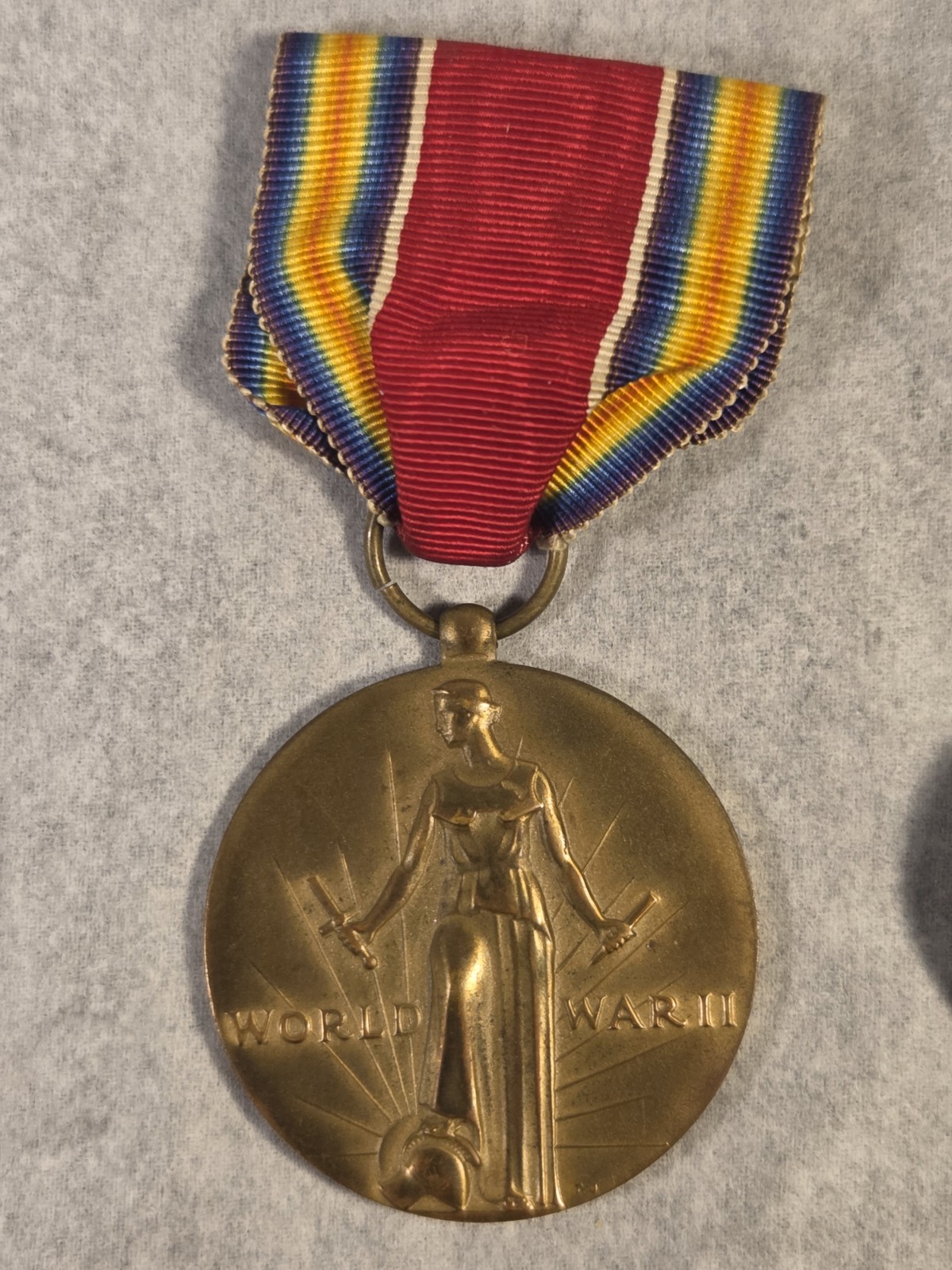 Lot of 7 WW2 US Army Military Medals and Pins