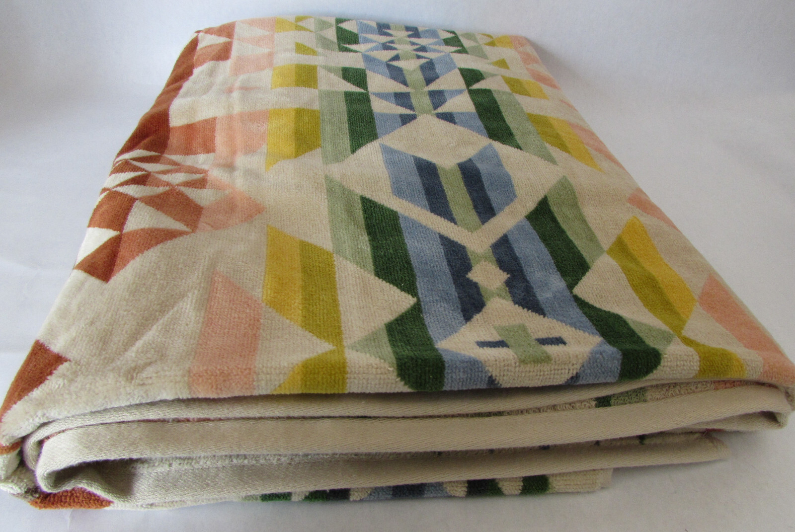 Pendleton Jacquard Beach Spa Towel Opal Springs Multicolor 40" x 70"