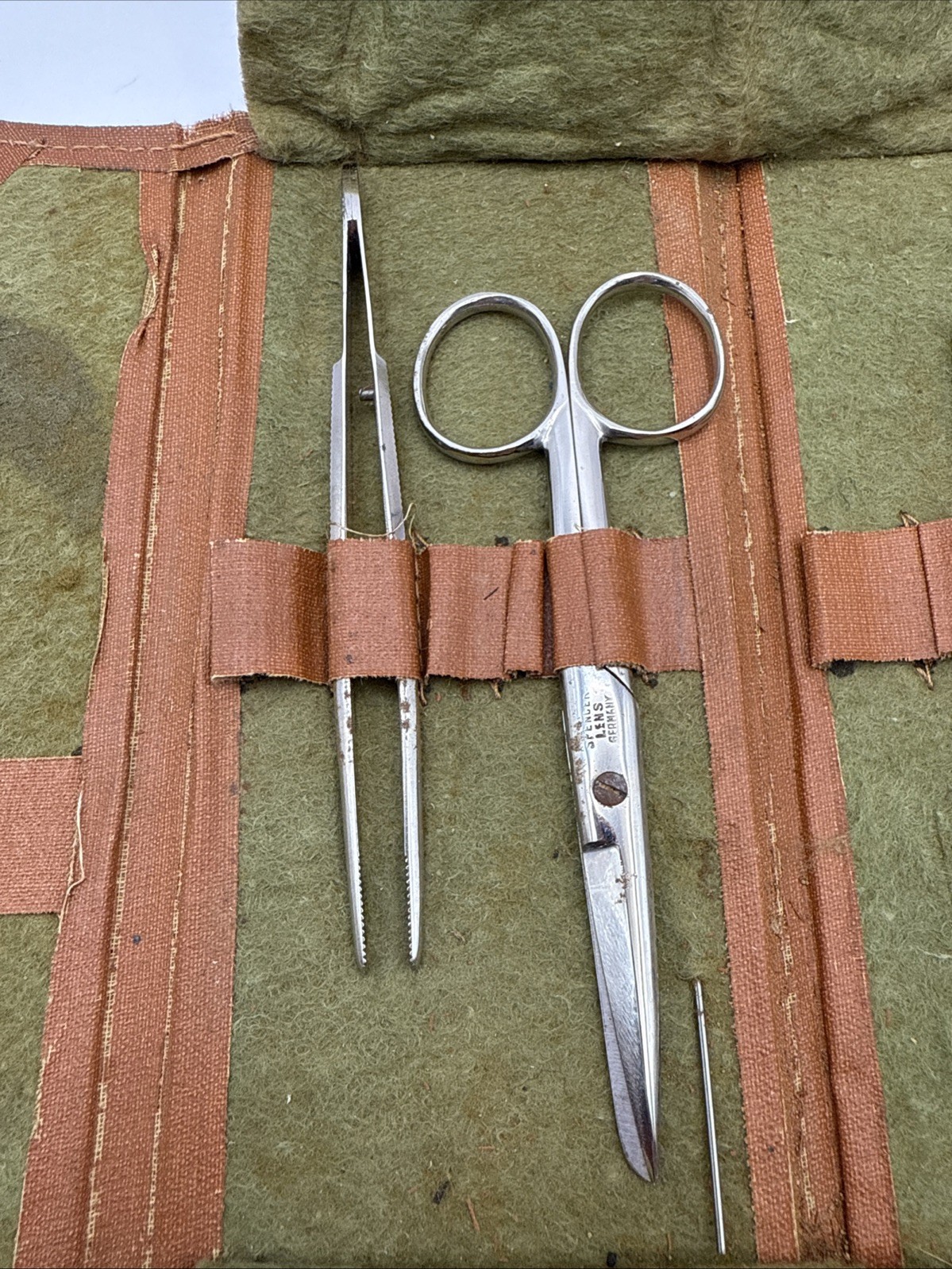Antique school biology dissection kit. Spencer Lens Co.