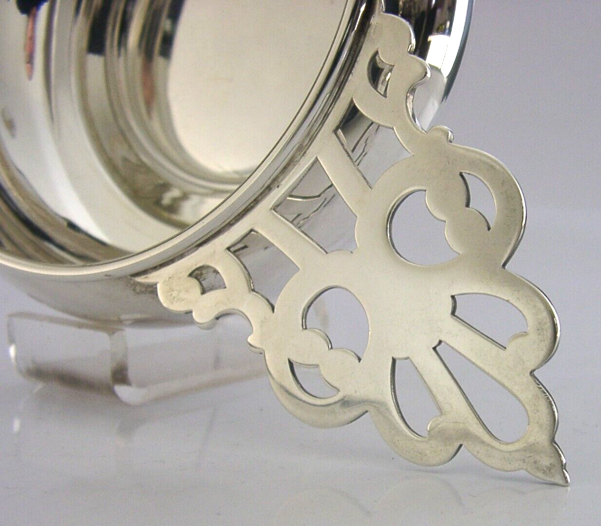 AMERICAN STERLING SILVER PORRINGER CUP BLEEDING BOWL 1927 ANTIQUE 126g GORHAM