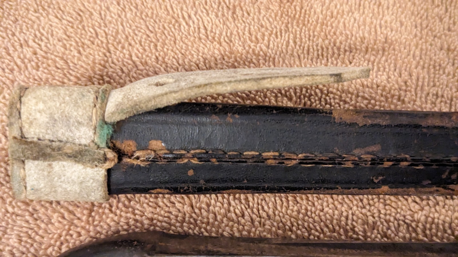 1876 Martini Henry British socket bayonet with leather scabbard Boer War WWI