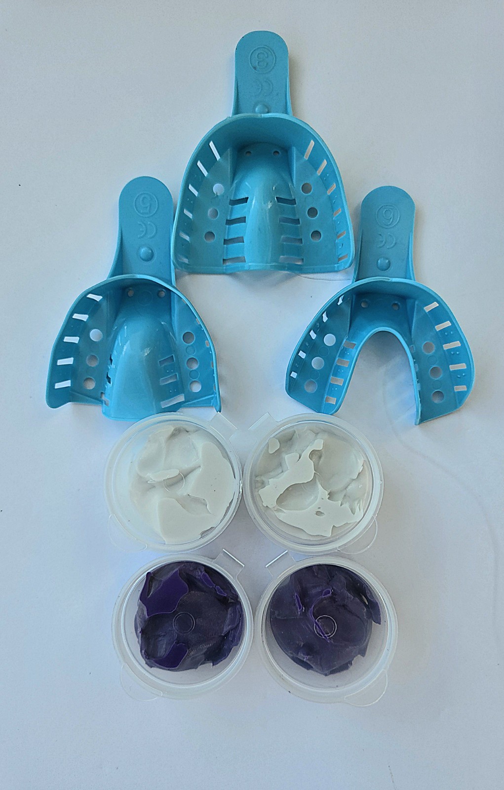 Custom Retainer Upper with Vampire Fangs, made for a great fit. fast shipping.