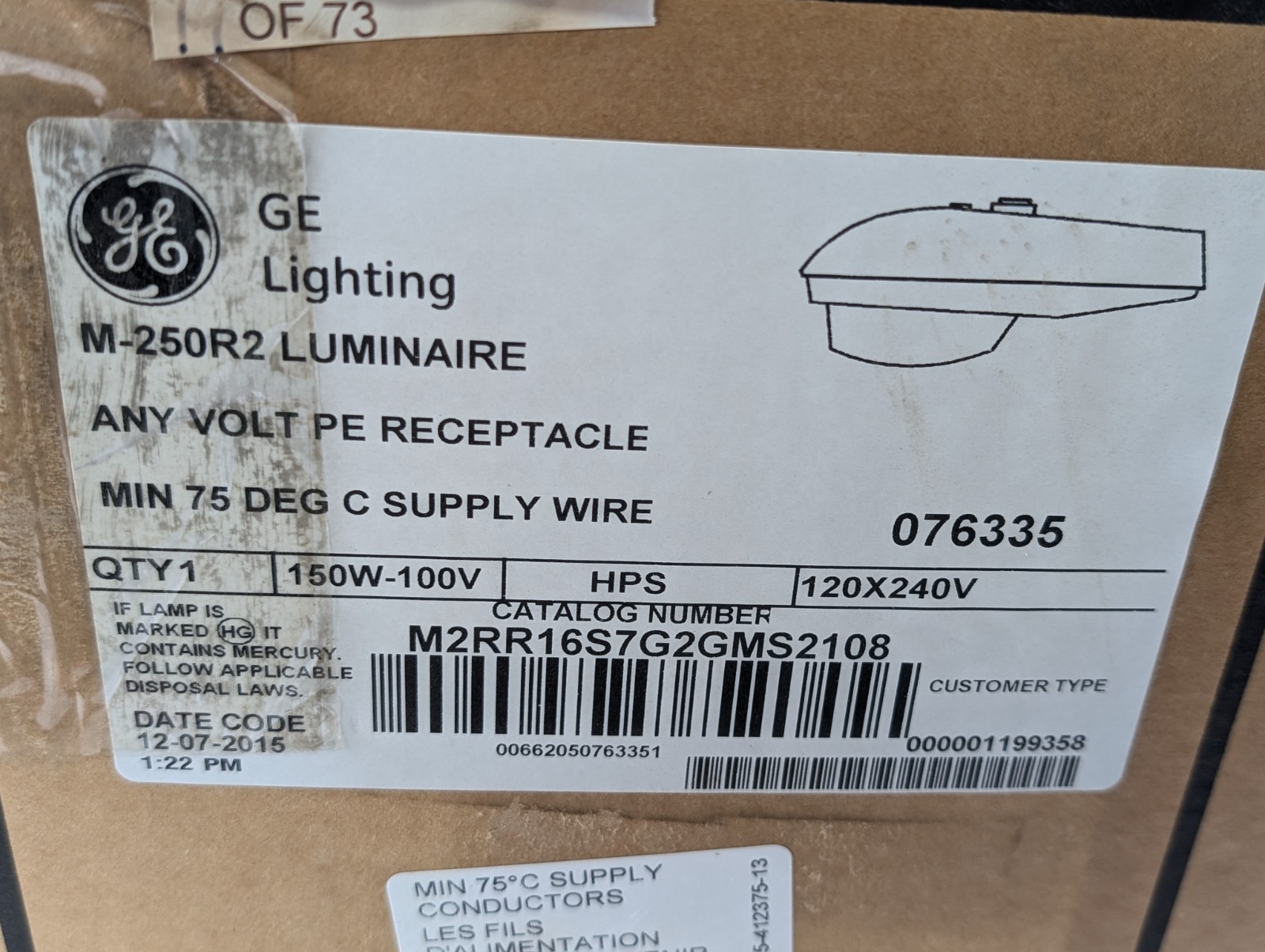 GE M-250R2 150 watt Street Light Fixture - NEW