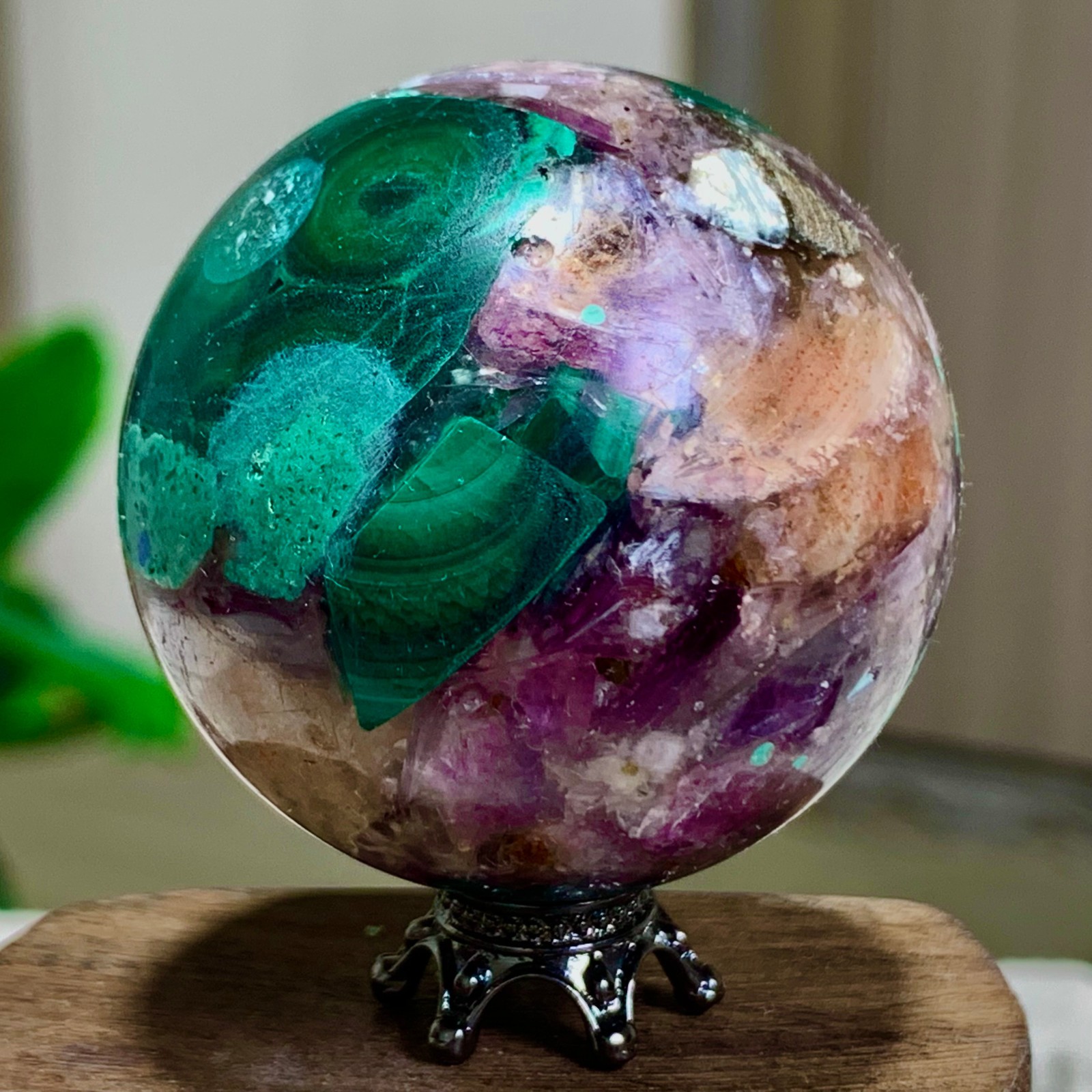 40G Newly discovered rare malachite purple mica symbiotic sphere restoration