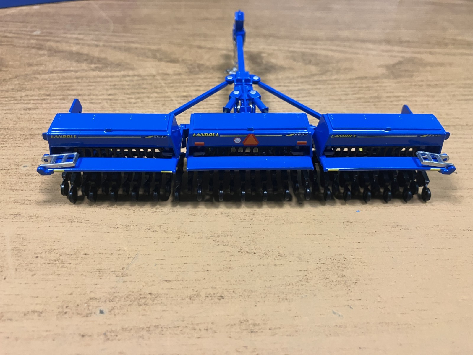 Landoll 1/64 5532-30 Grain Drill 41011