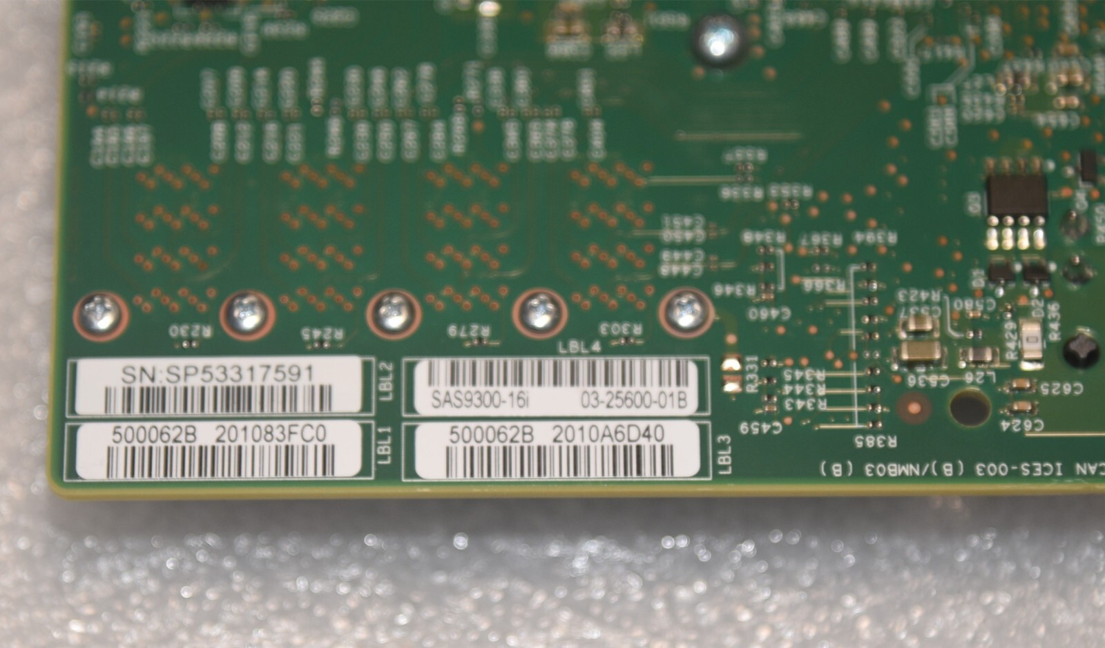 LSI SAS 9300-16I 12GB/S HBA BUS ADAPTER CARD IT Mode 4*SFF-8643 SATA Cable US