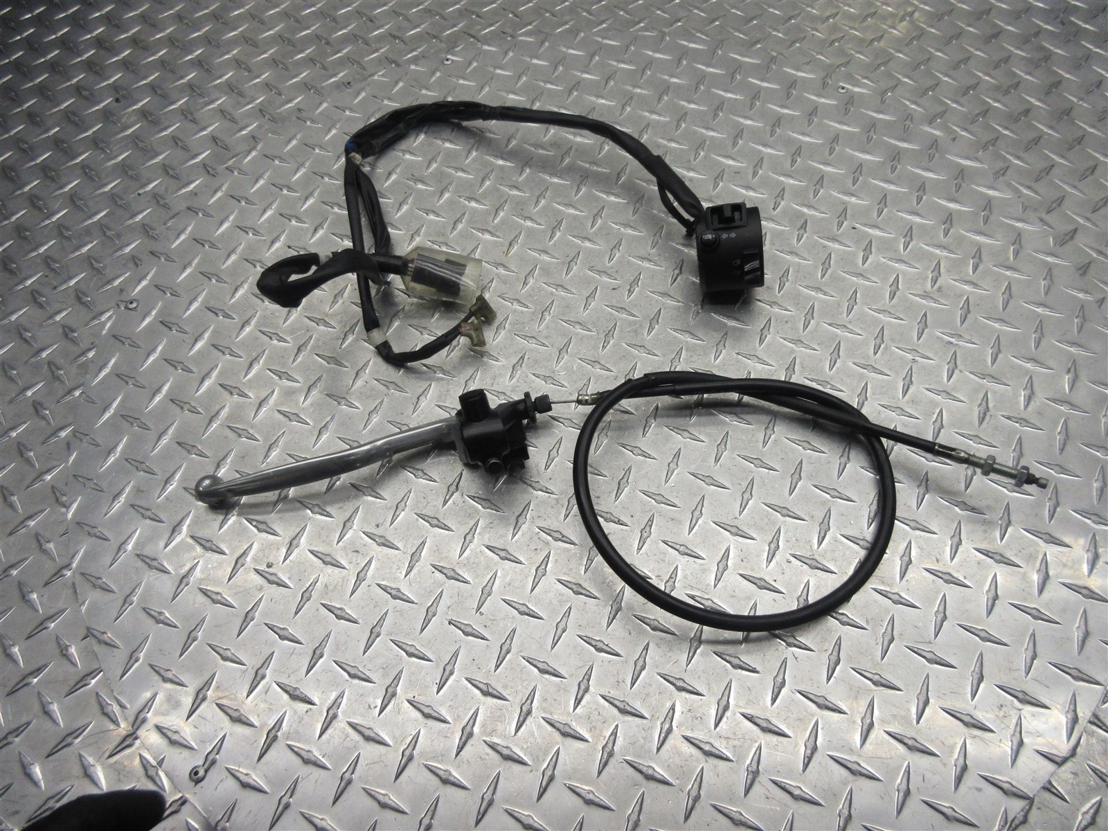 2025 25-26 Yamaha YZFR3 R3 Left Switch Clutch Control Lever Perch Cable Lot