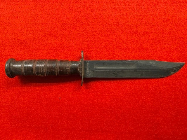 CAMILLUS USN WW2 MK 2 FIGHTING KNIFE IN BM CO SHEATH (760)