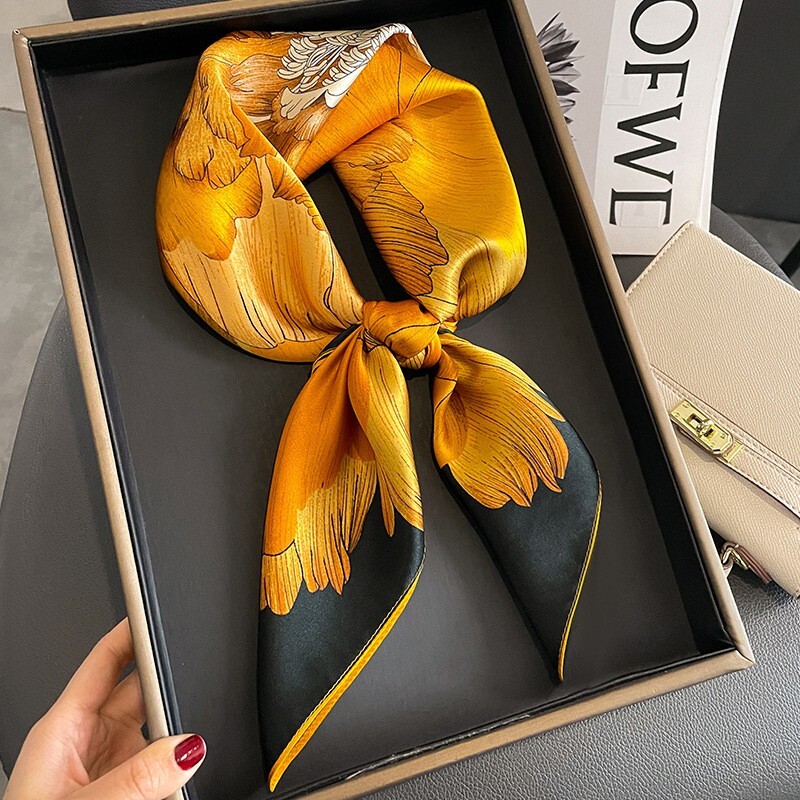 100% Mulberry Silk 27" Square Scarf Women Neckerchief Wrap Floral Yellow Flower