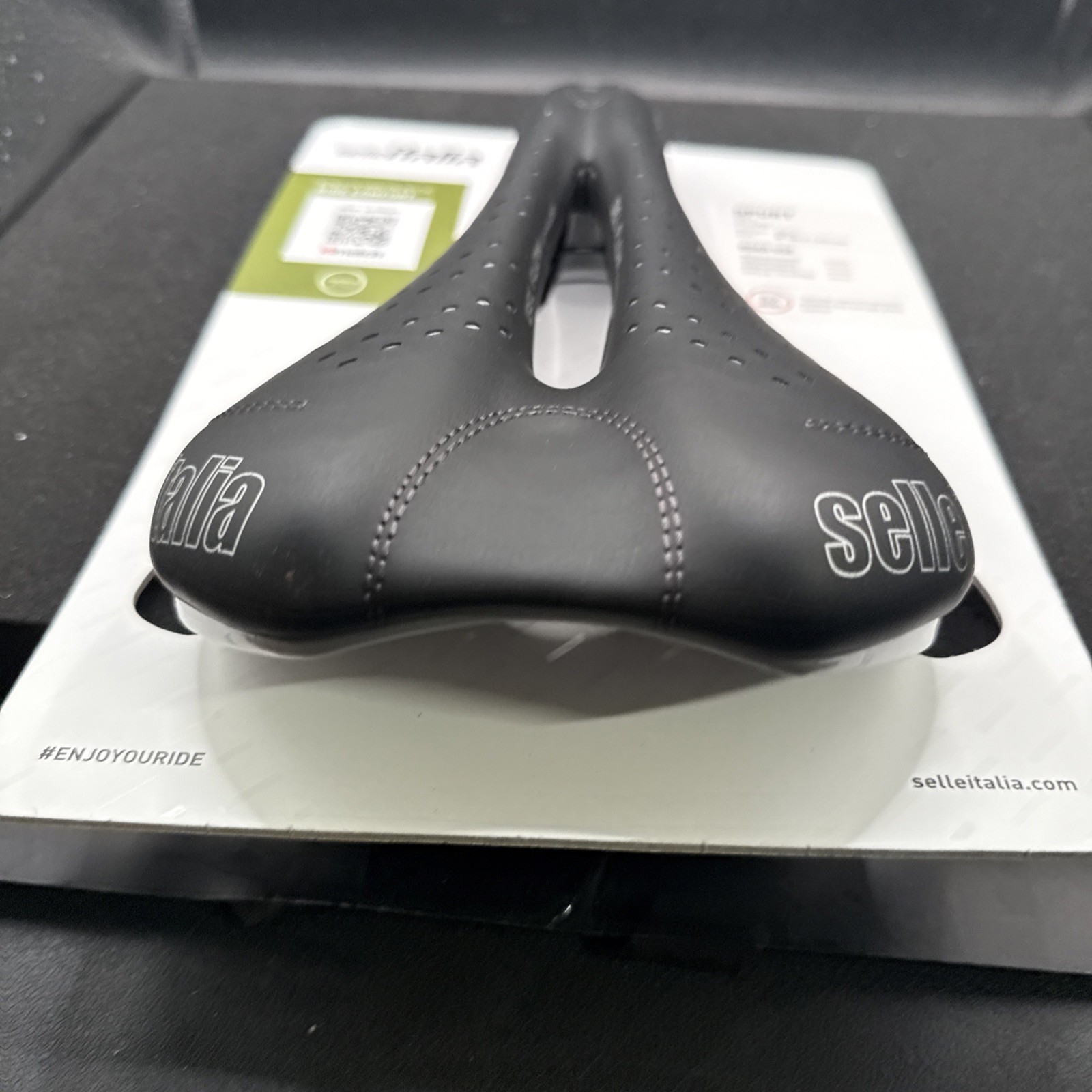 Selle Italia Sport Gel Flow Cycling Saddle Seat S2 140mm (9419-40)