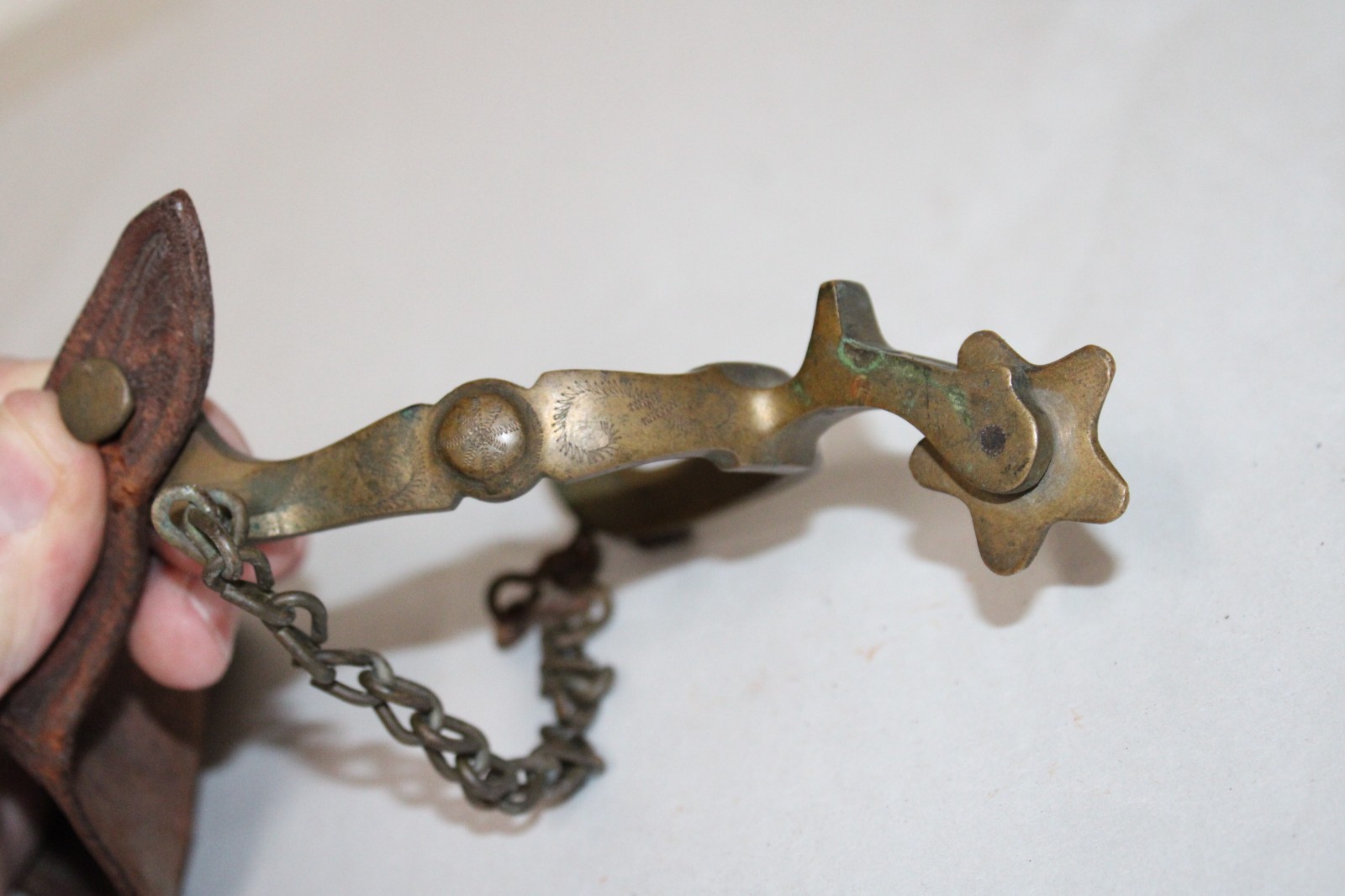 VINTAGE BRASS SPUR