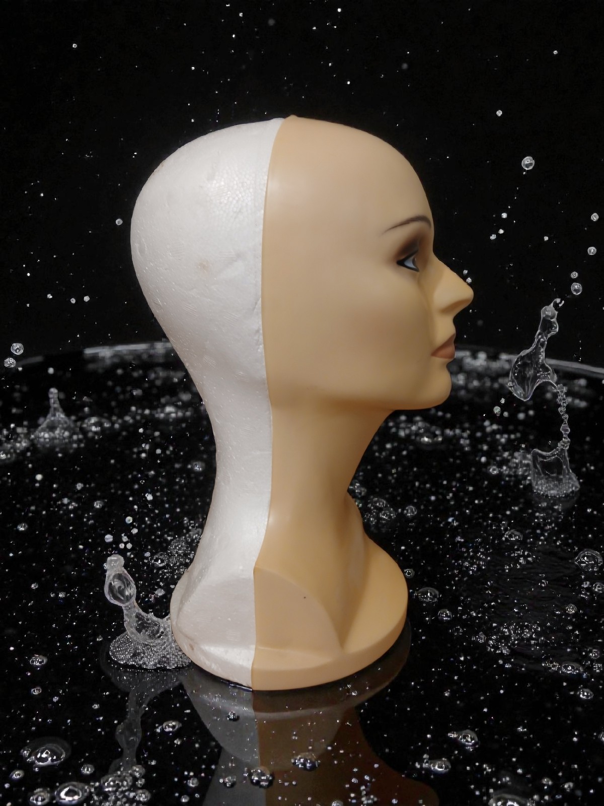 FEMALE MANNEQUIN WIG DISPLAY HEAD. WIG HOLDER. FOAM WIG HEAD