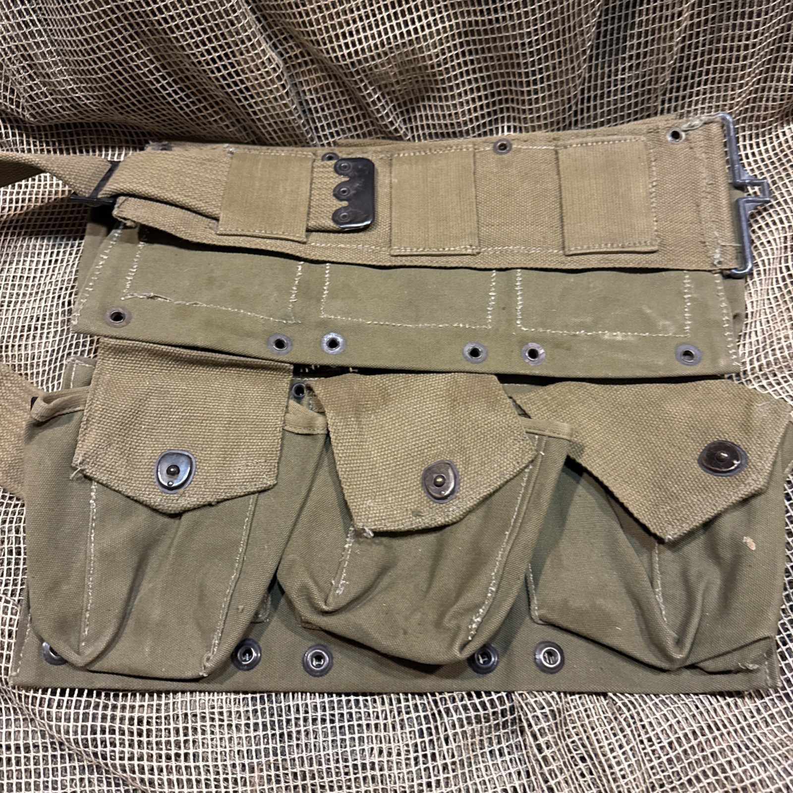 Vintage WWII OD green M-1937 BAR belt !!!