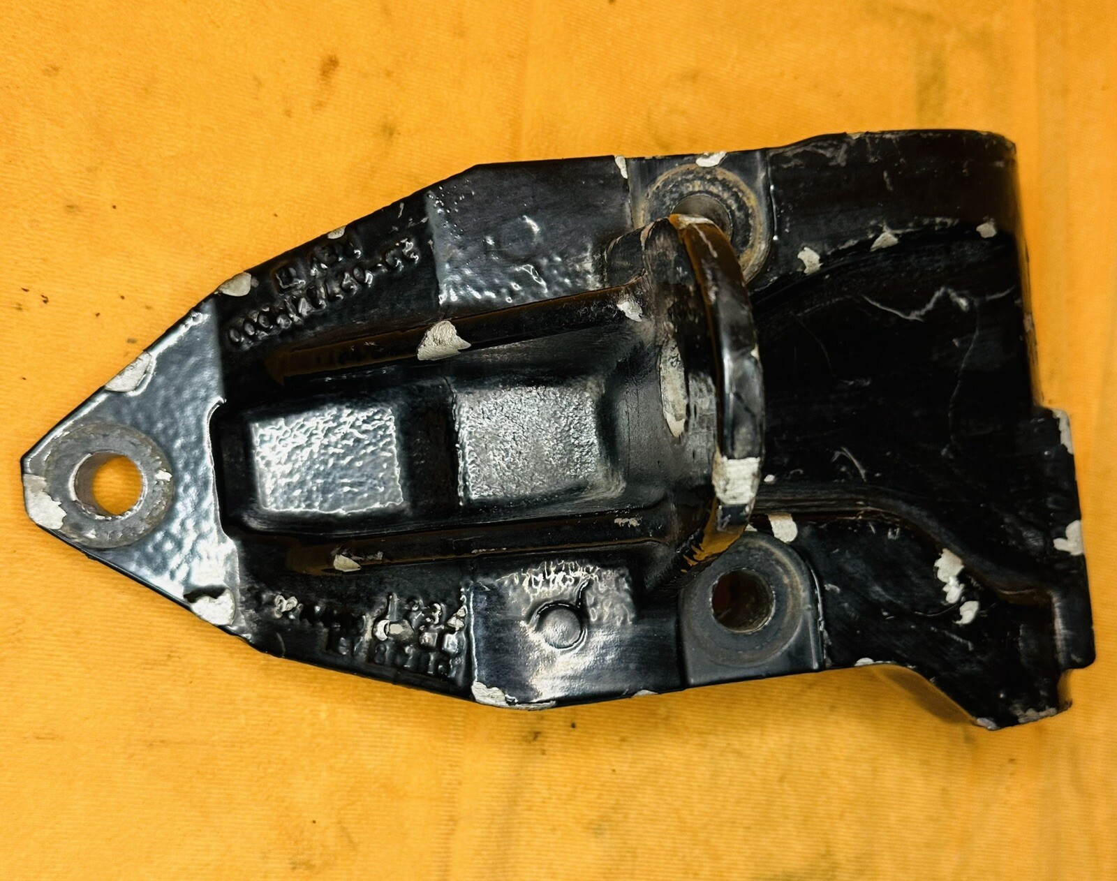 Peterbilt Sleeper Air Ride Bracket