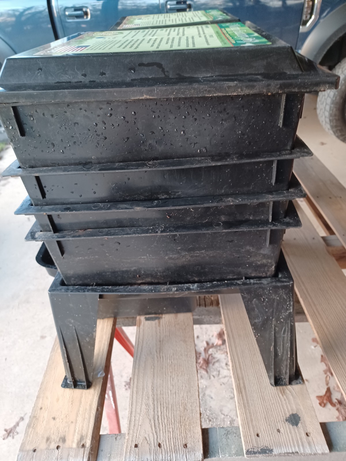 !!!! WORM FACTORY 360 UPWARD COMPOSTERS 2 OF THEM !!!!!