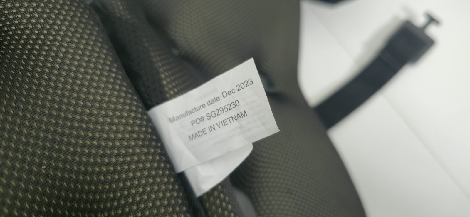 Champro Youth Scorpion Football Shoulder Pads Size Large 100-130 Lbs 30-32”