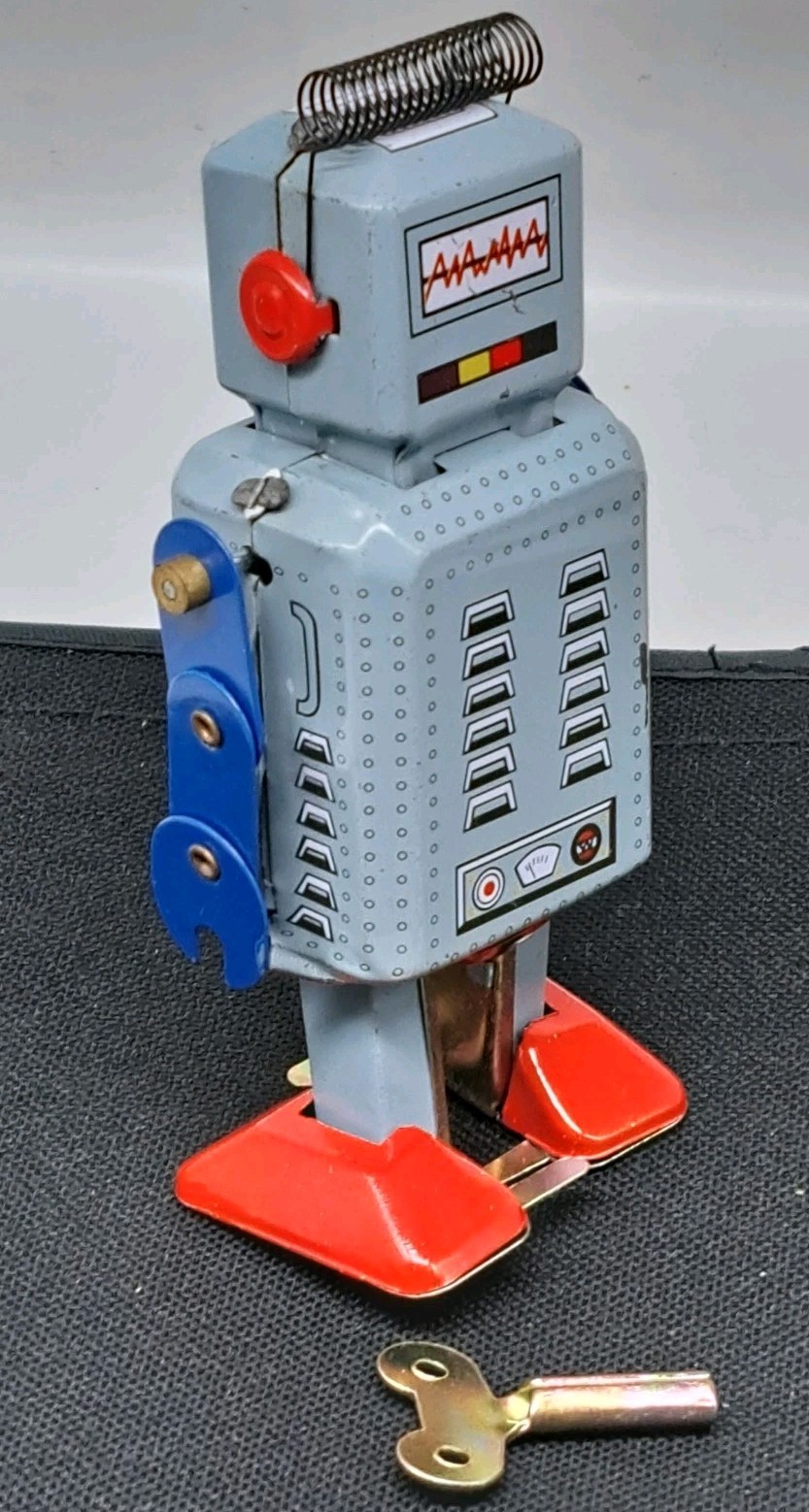 Tin Robot 4.5" Wind Up Blue Litho Retro Collectible Mini Robot MS294