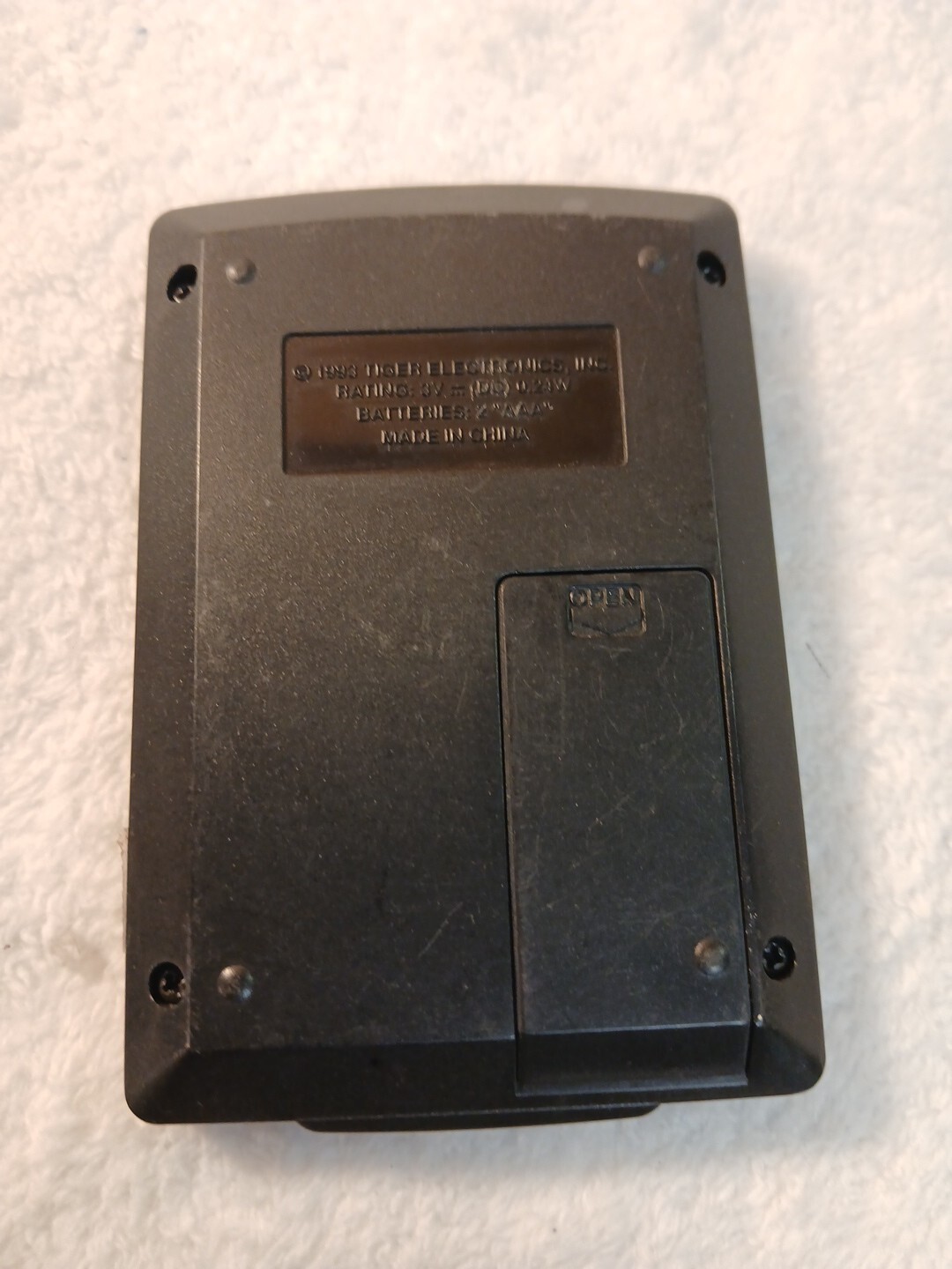 Caesars Palace Roulette 1993 Hand Held Electronic Game By Tiger Electronics VTG