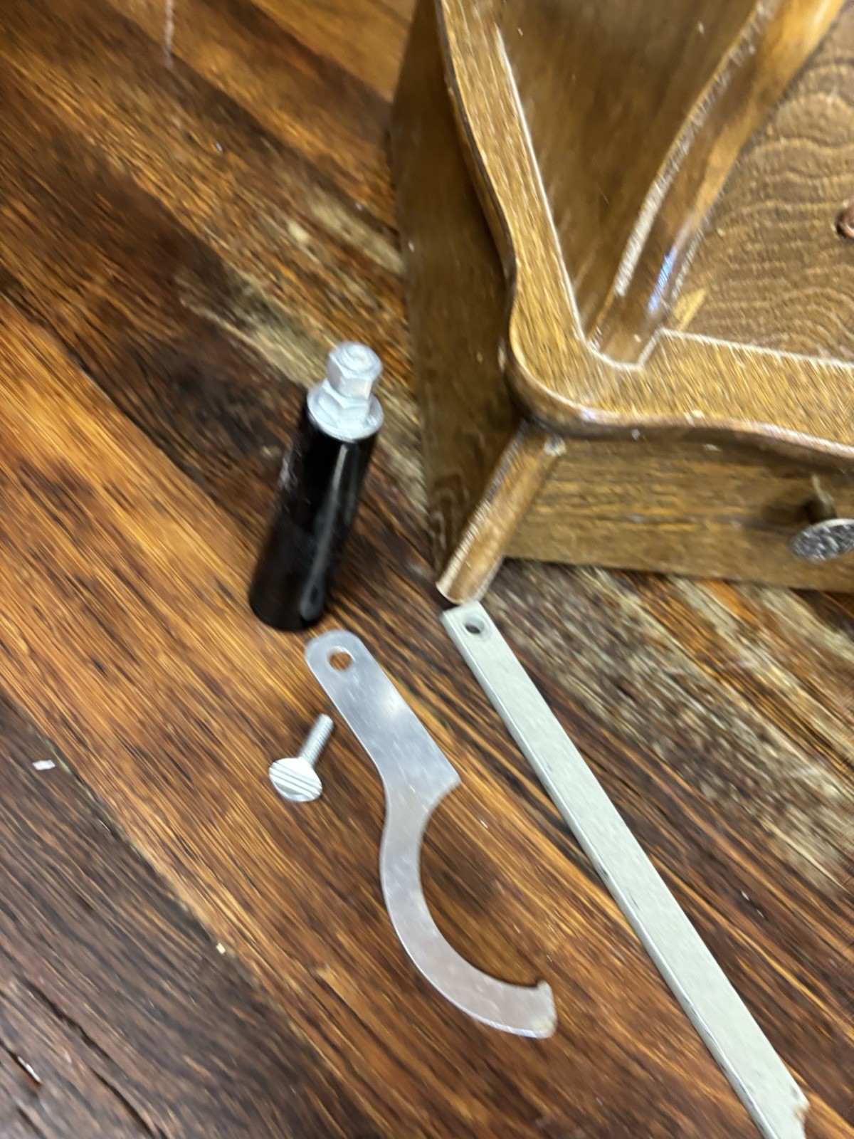 Golden Grain Grinder Wheat Grinder Dayton 3/4 HP Motor W/Wood Cabinet Vintage