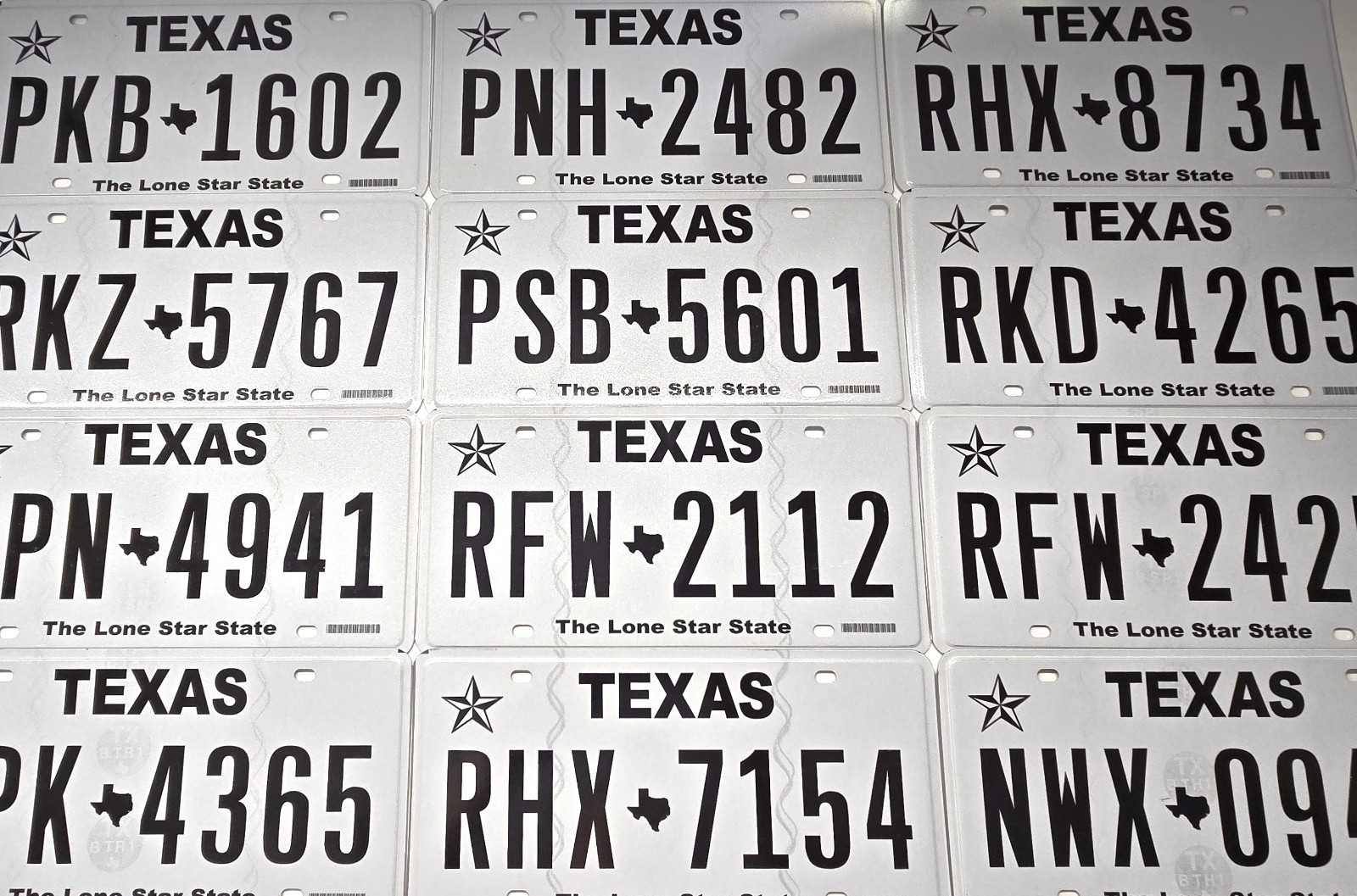 🐾 (1) 2012 TEXAS "PASSENGER" LICENSE PLATE (RANDOM NUMBERED PLATE) NEW/UNUSED