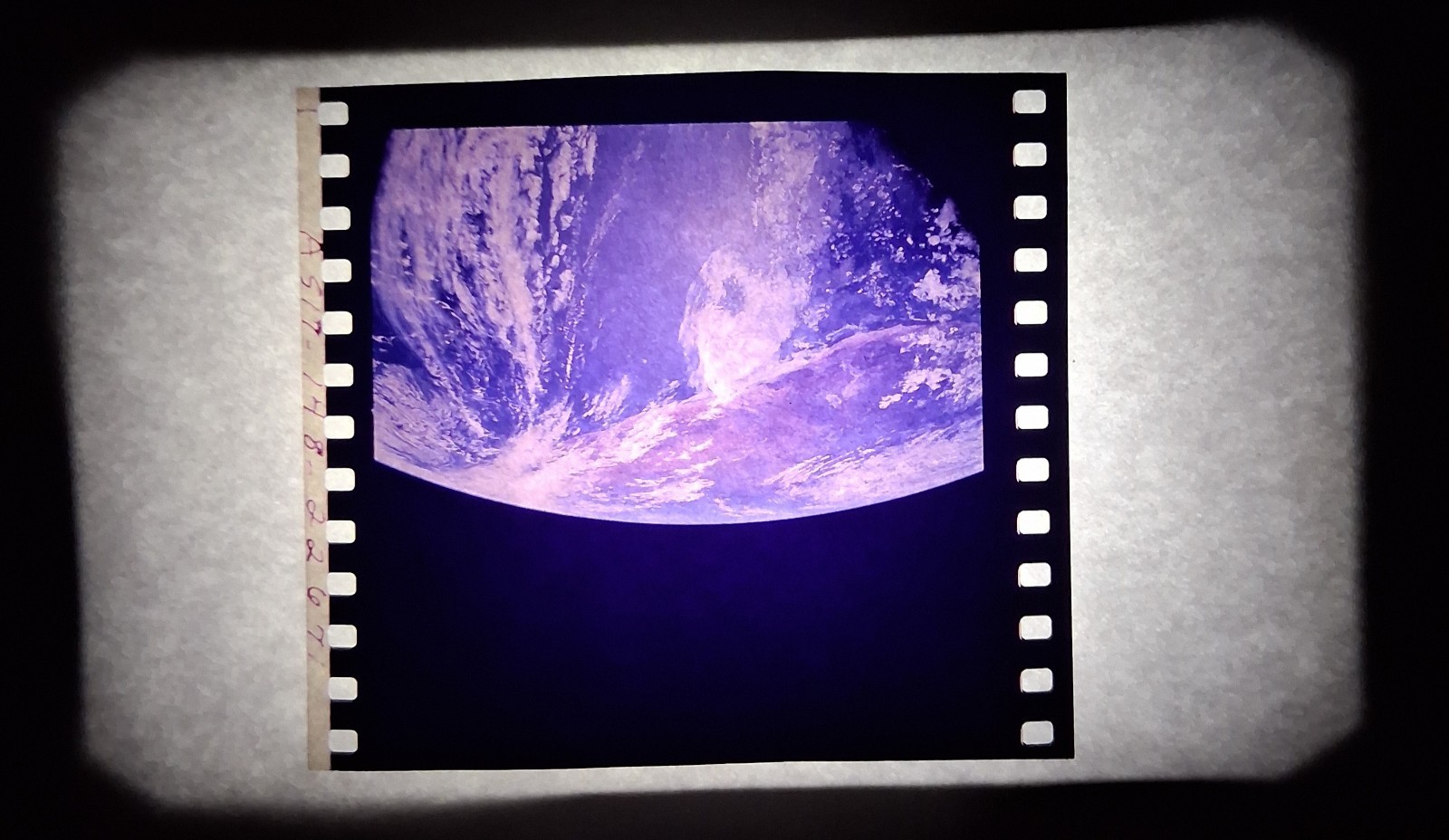 VINTAGE NASA APOLLO 17 70MM FILM CUTOUT  AS17-148-22671