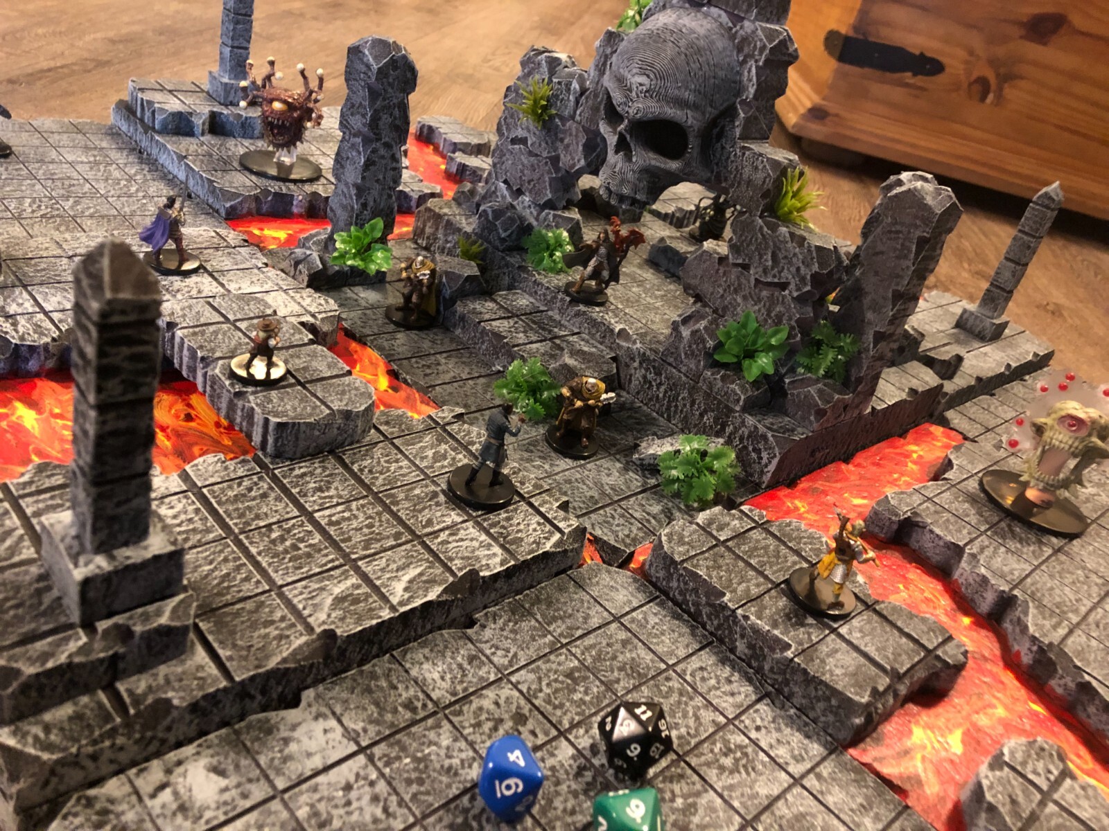 Lava Temple Ruin Set 28mm Dungeons and Dragons Pathfinder d&d Terrain Scenery